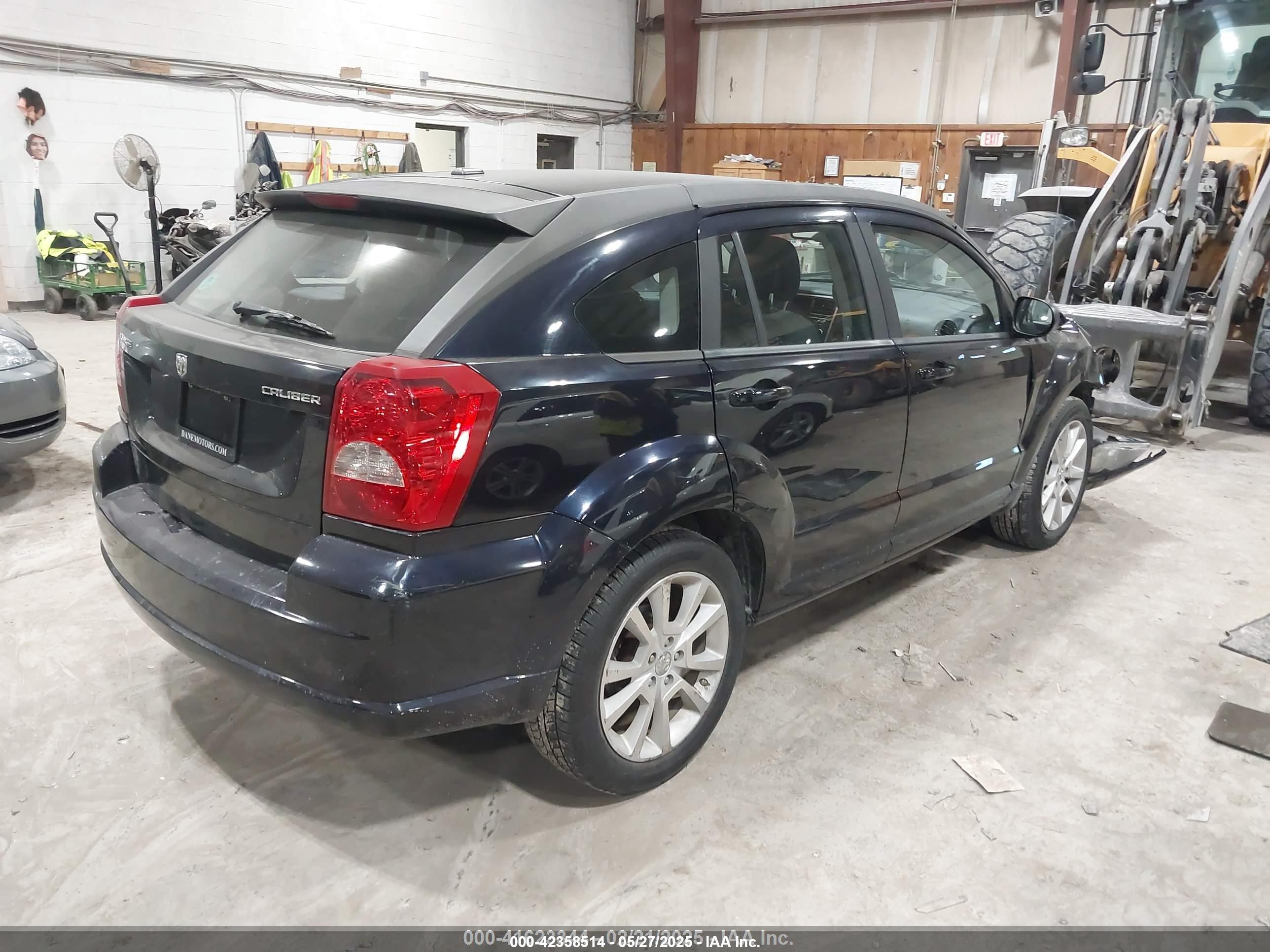 DODGE CALIBER image 4