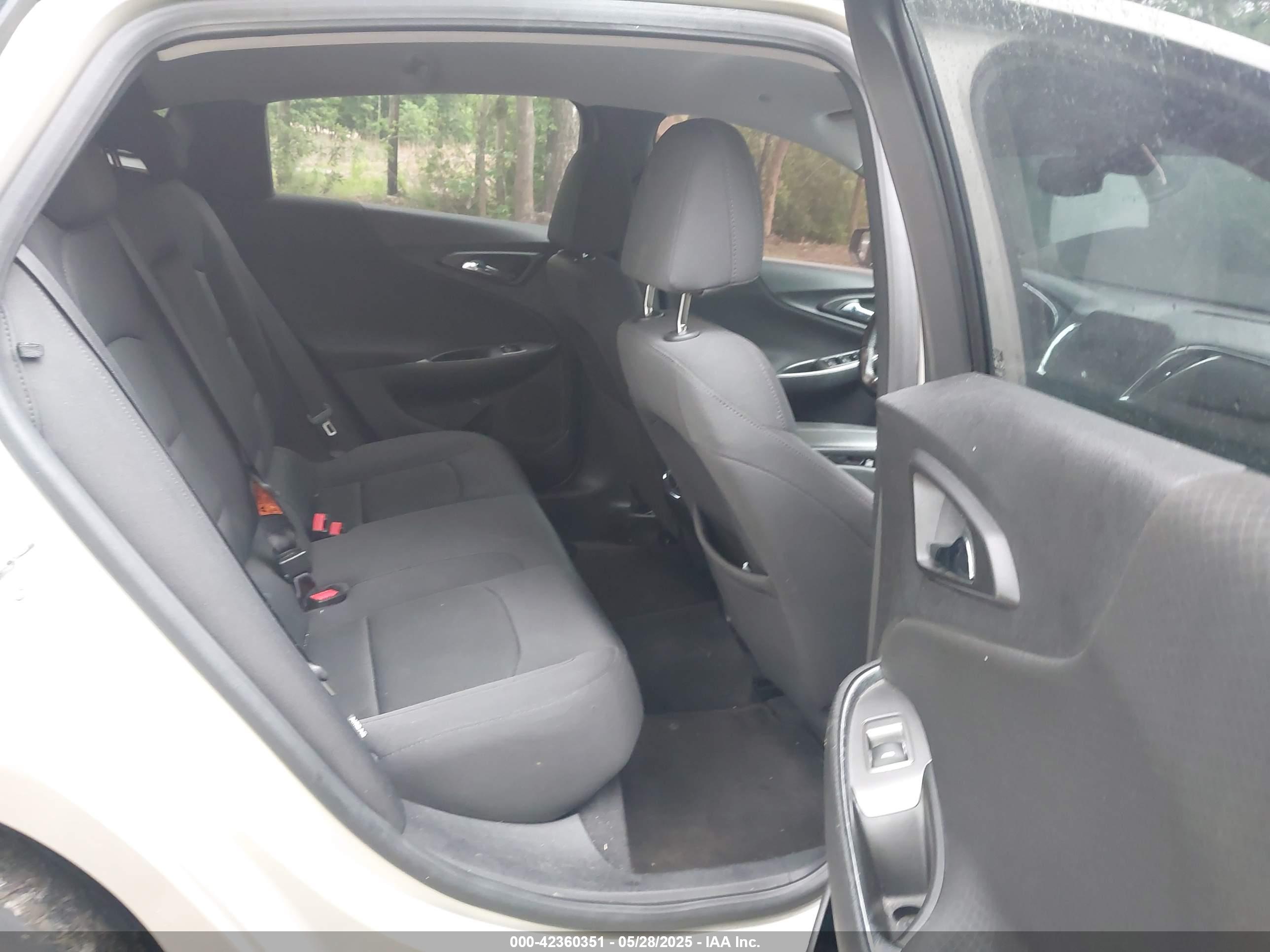 CHEVROLET MALIBU image 8