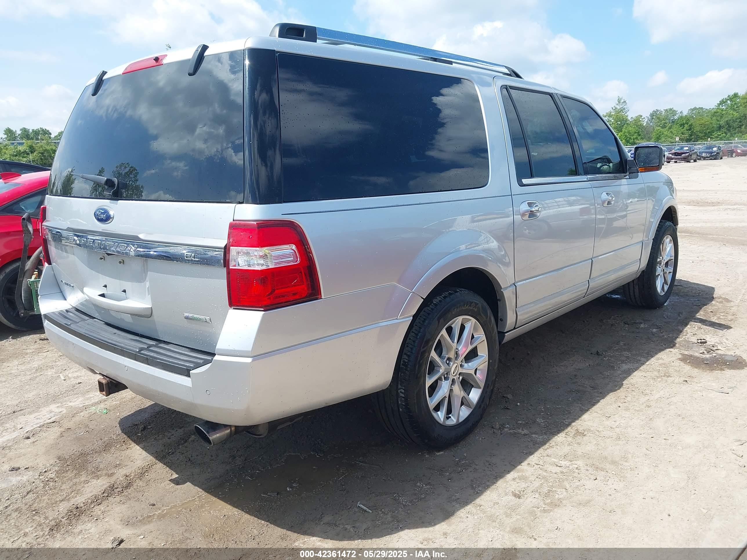 FORD EXPEDITION image 4