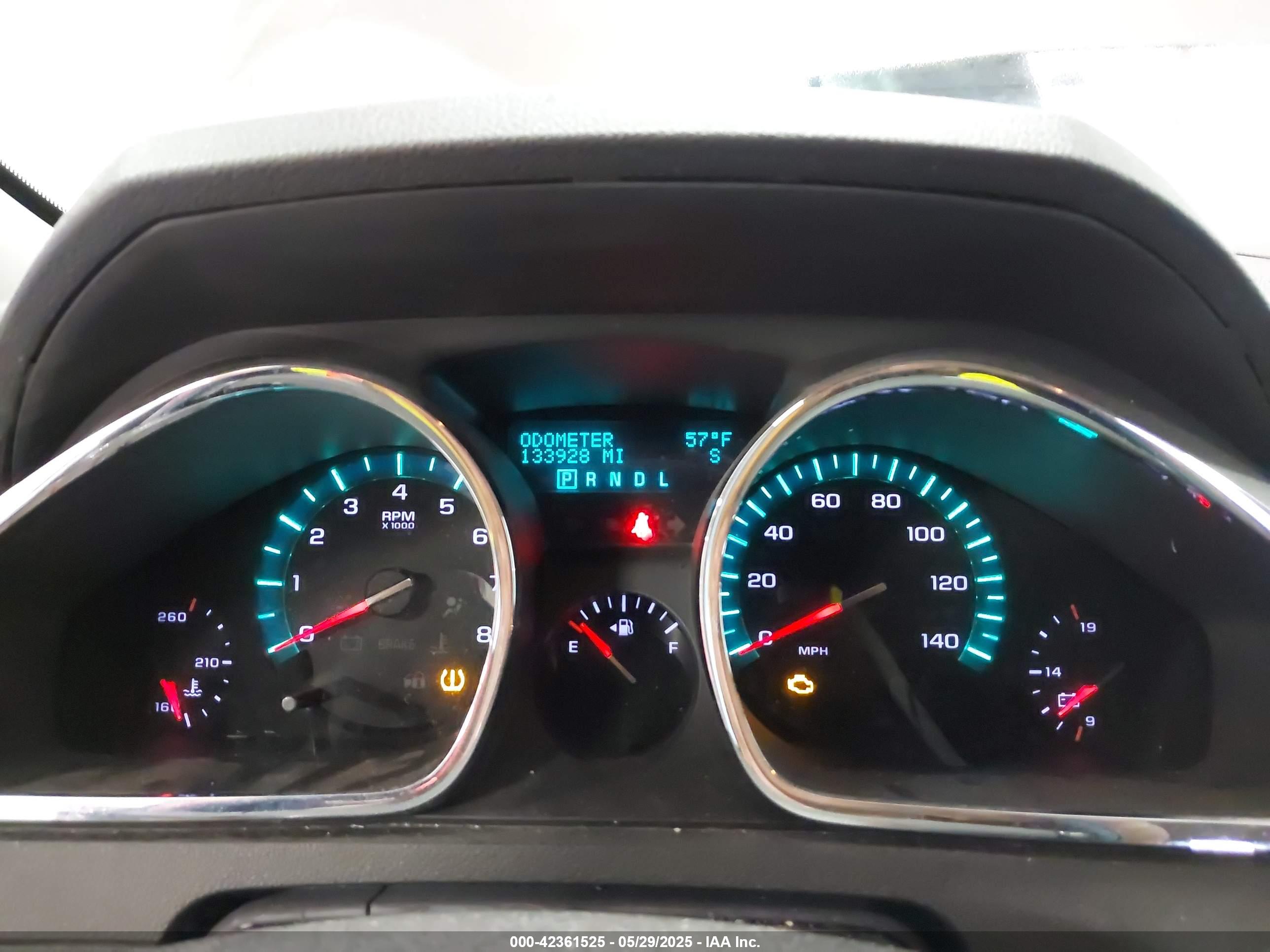 CHEVROLET TRAVERSE image 7