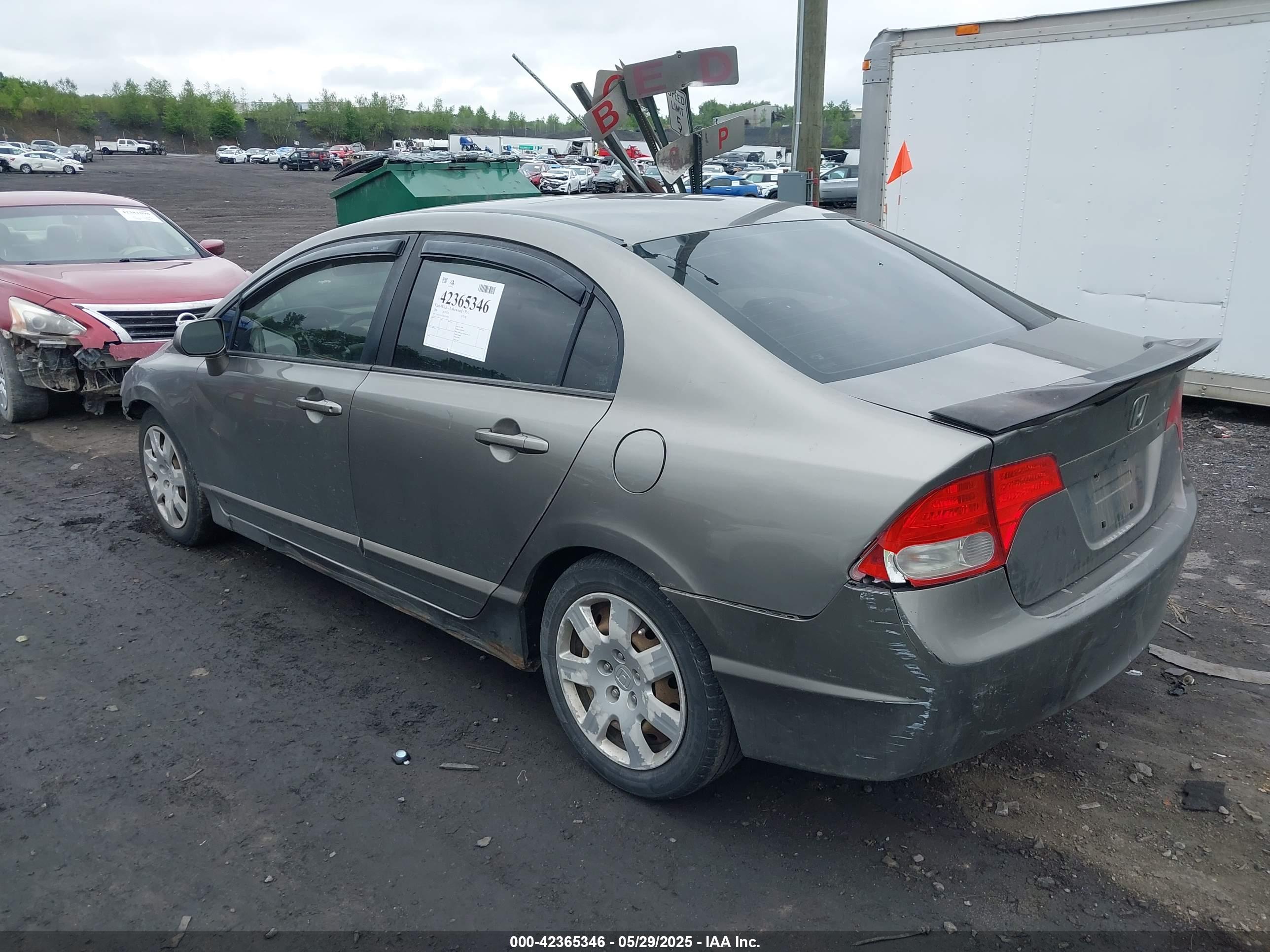 HONDA CIVIC image 3