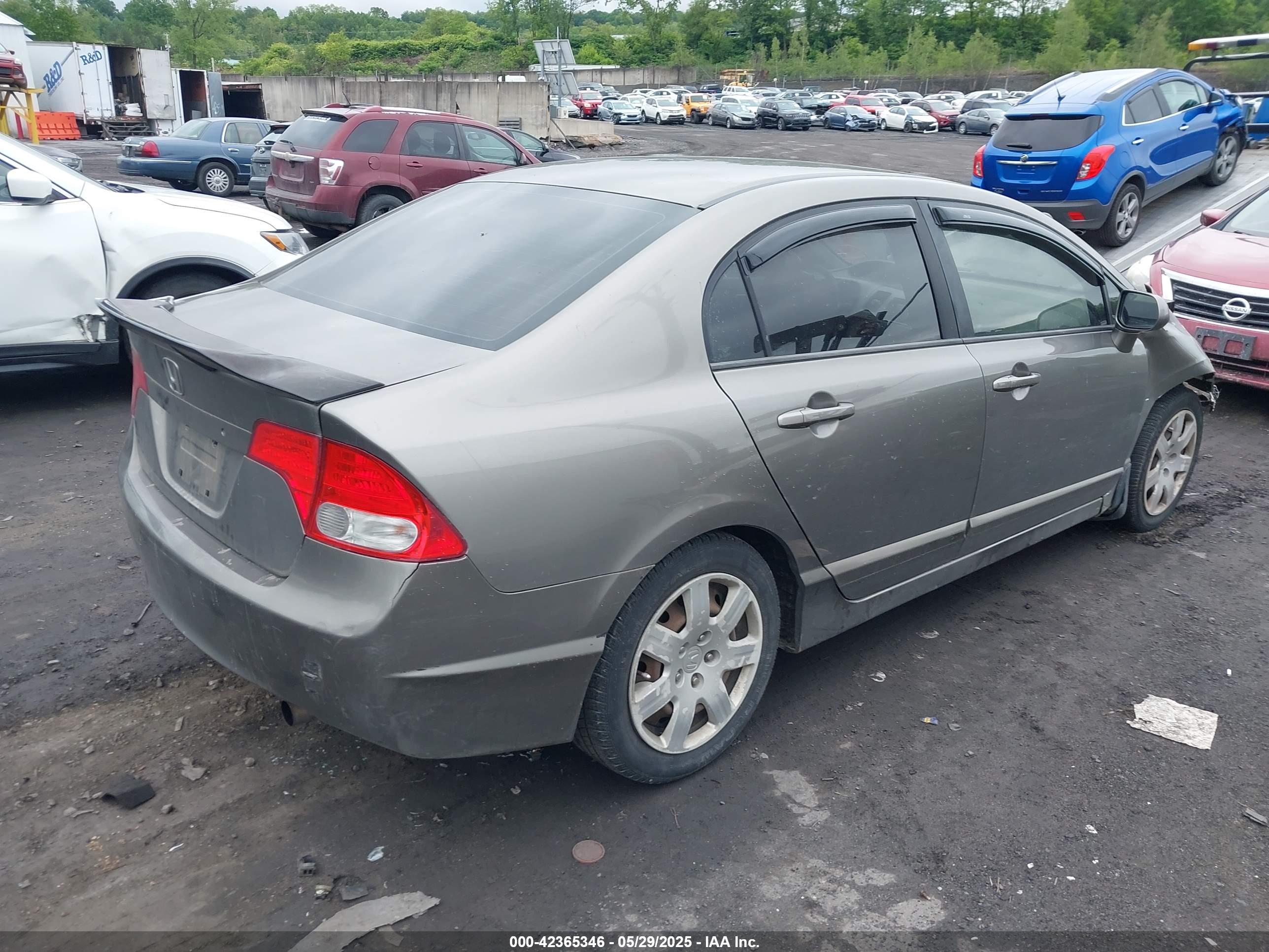 HONDA CIVIC image 4