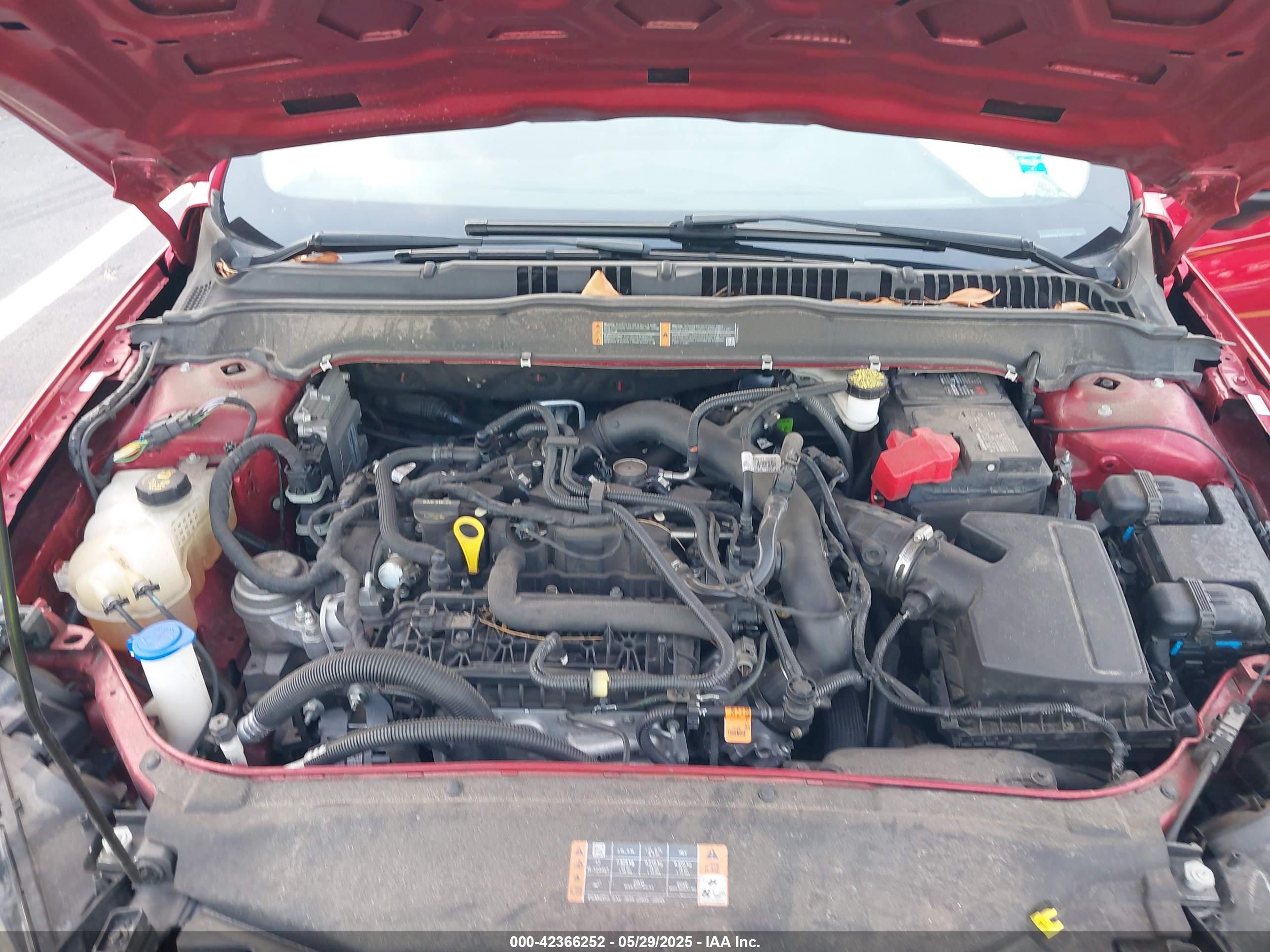 FORD FUSION image 10