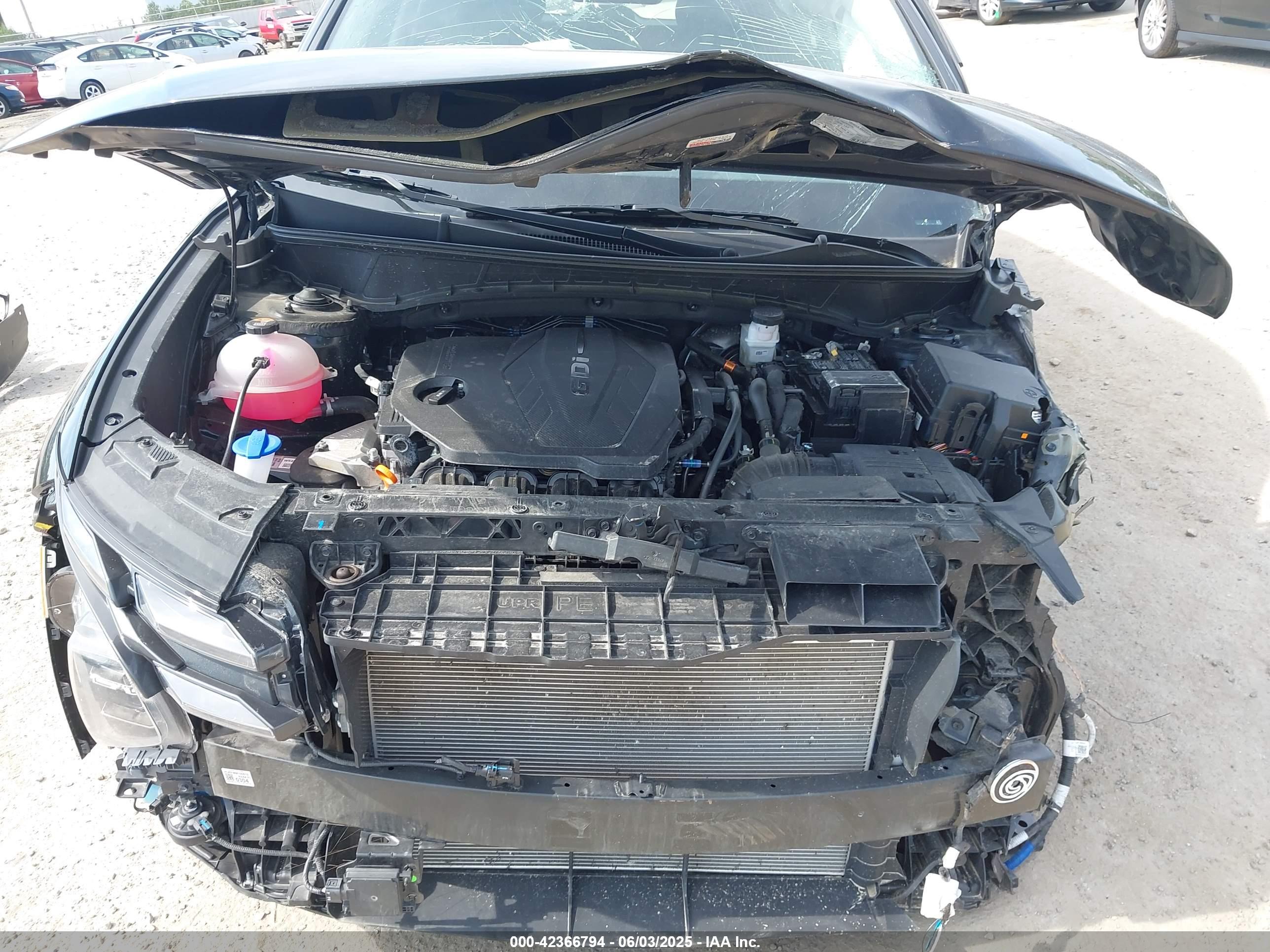 HYUNDAI TUCSON image 10