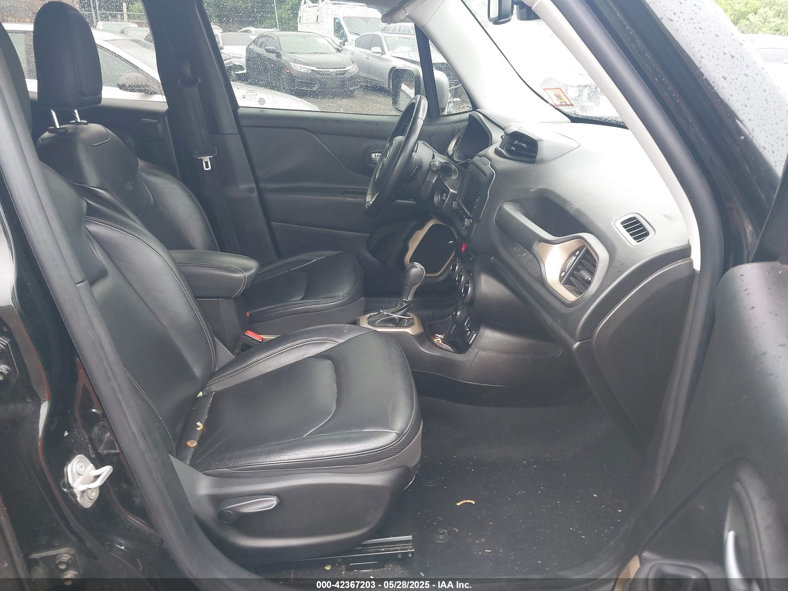 JEEP RENEGADE image 5