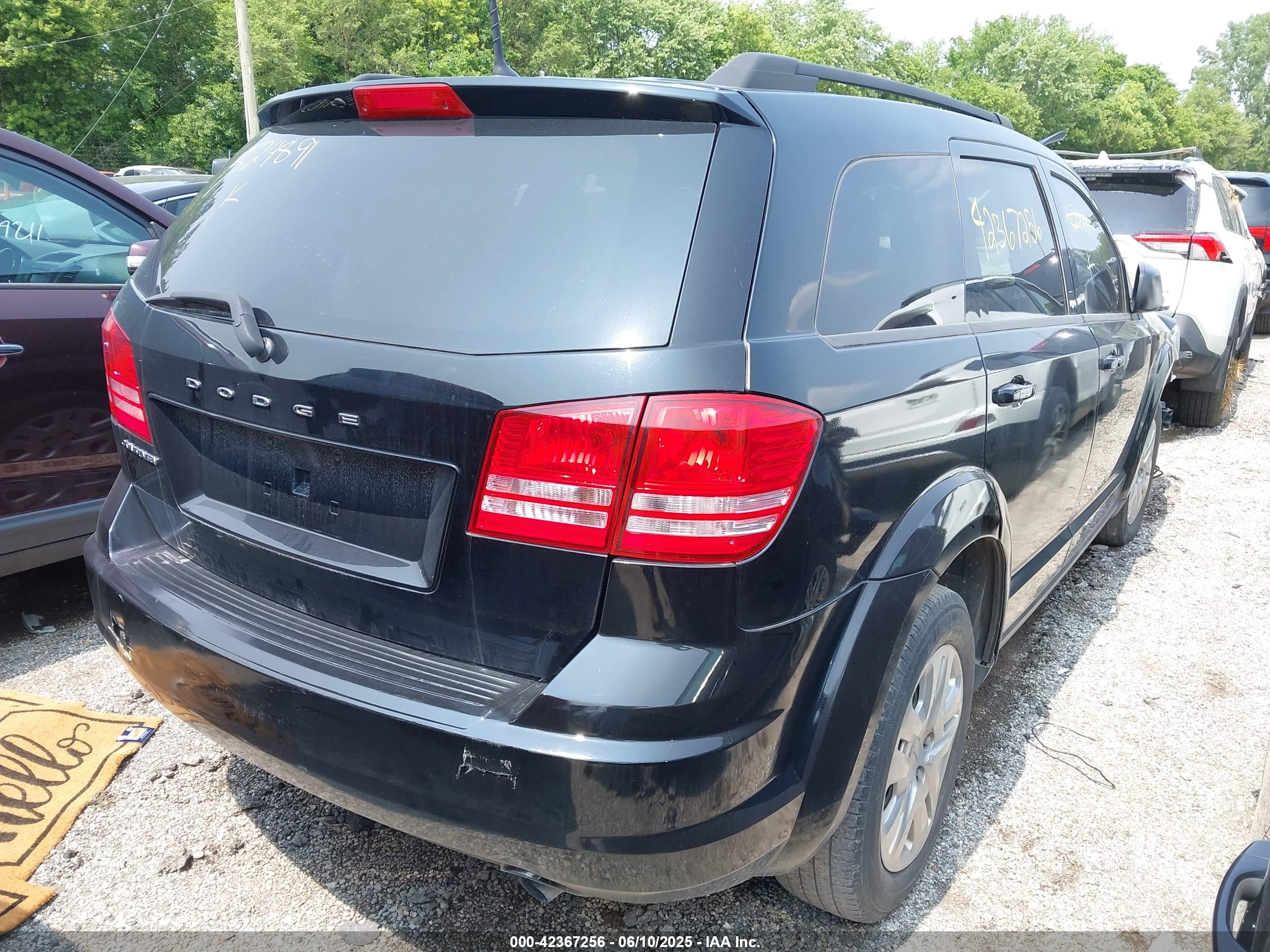 DODGE JOURNEY image 4