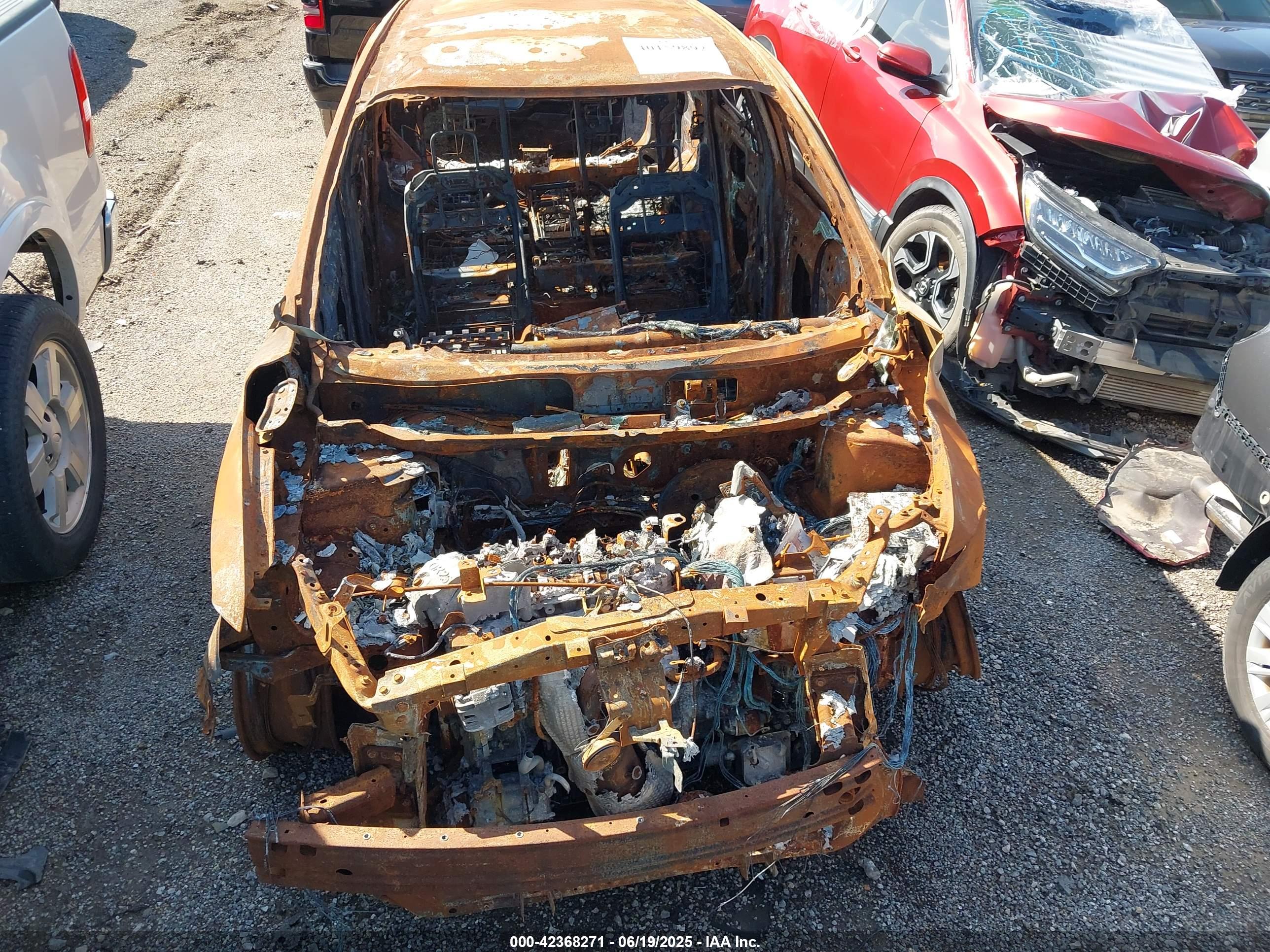 NISSAN ROGUE image 6