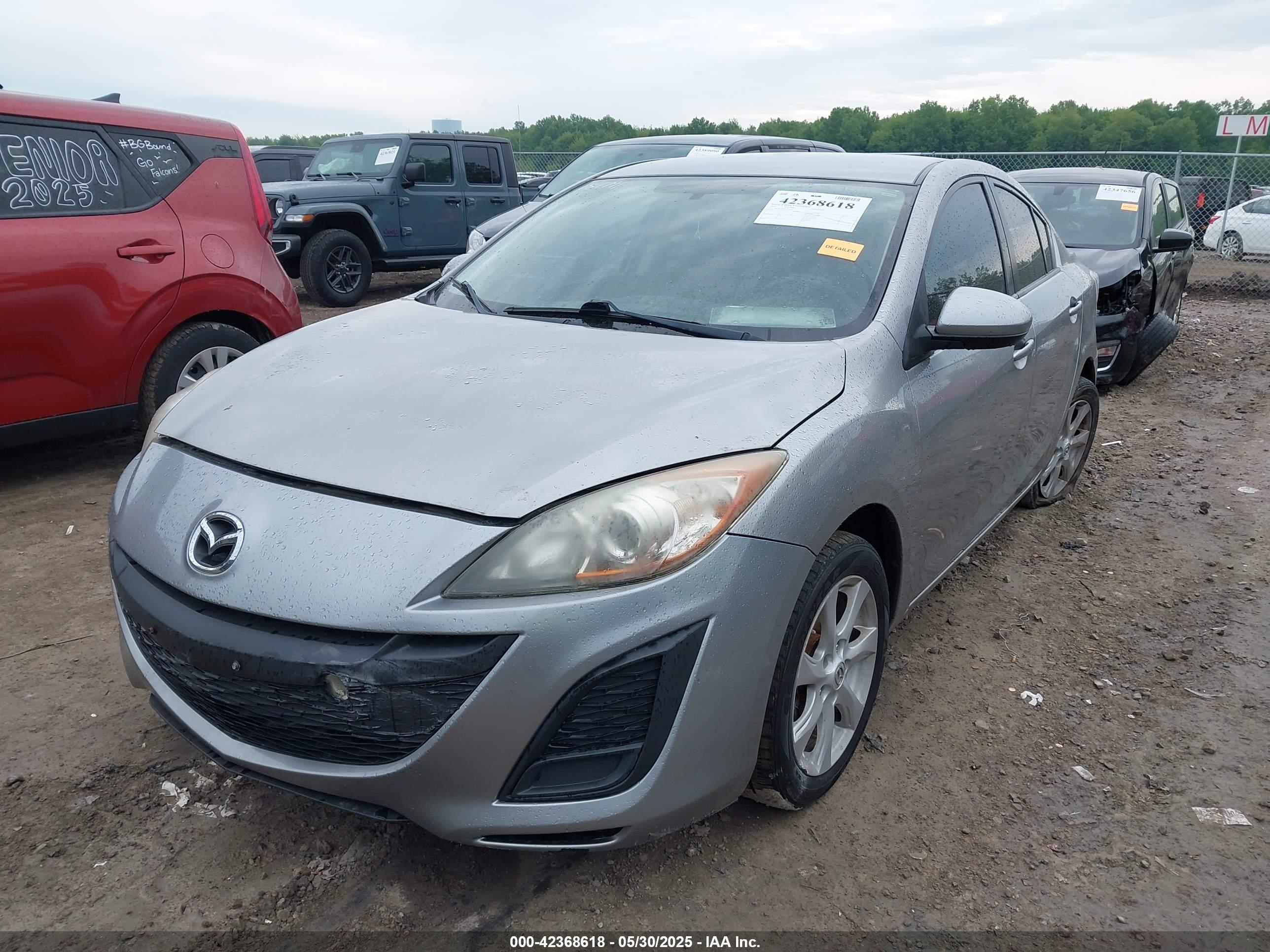 MAZDA MAZDA3 image 2