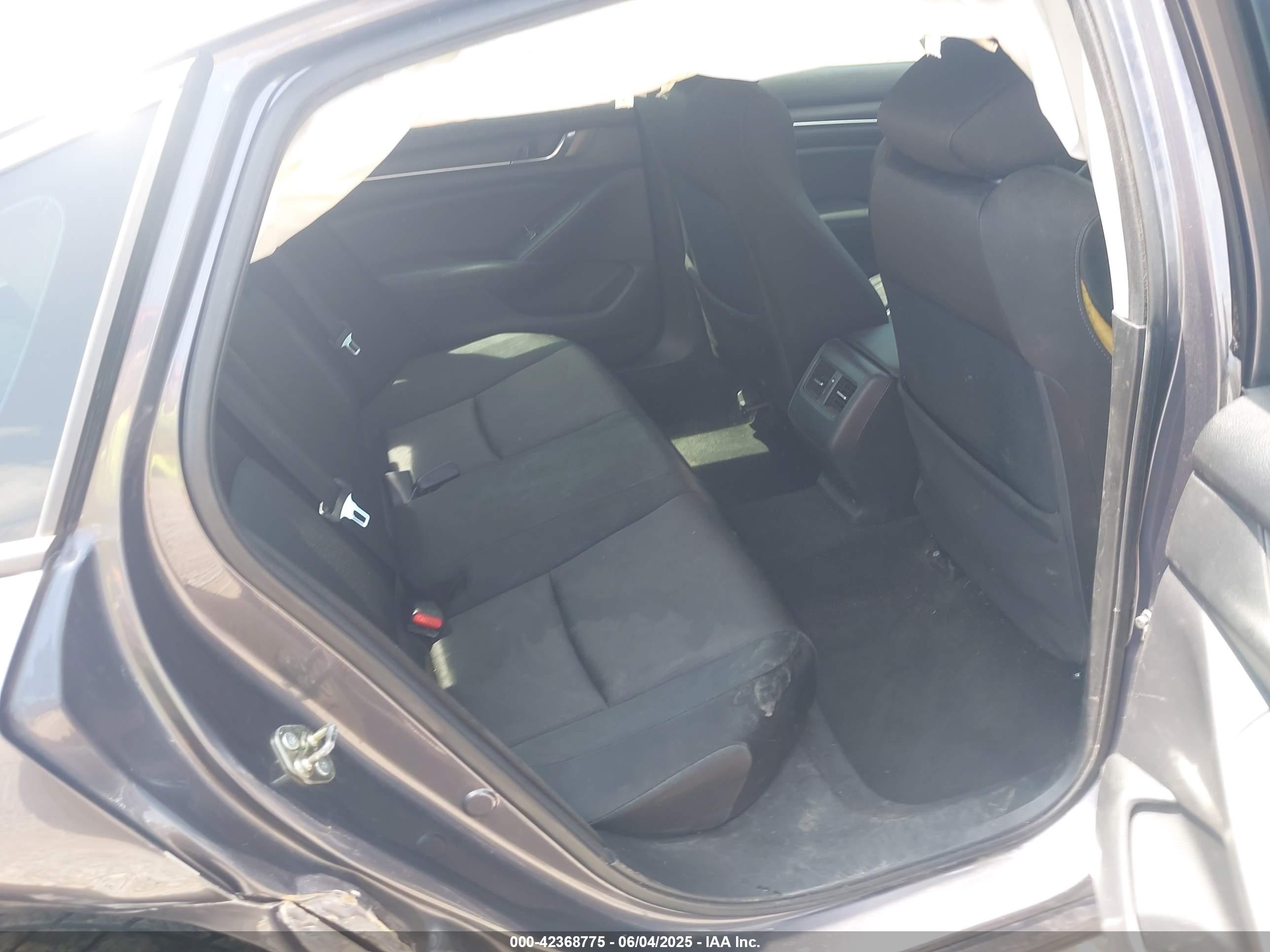 HONDA ACCORD image 8