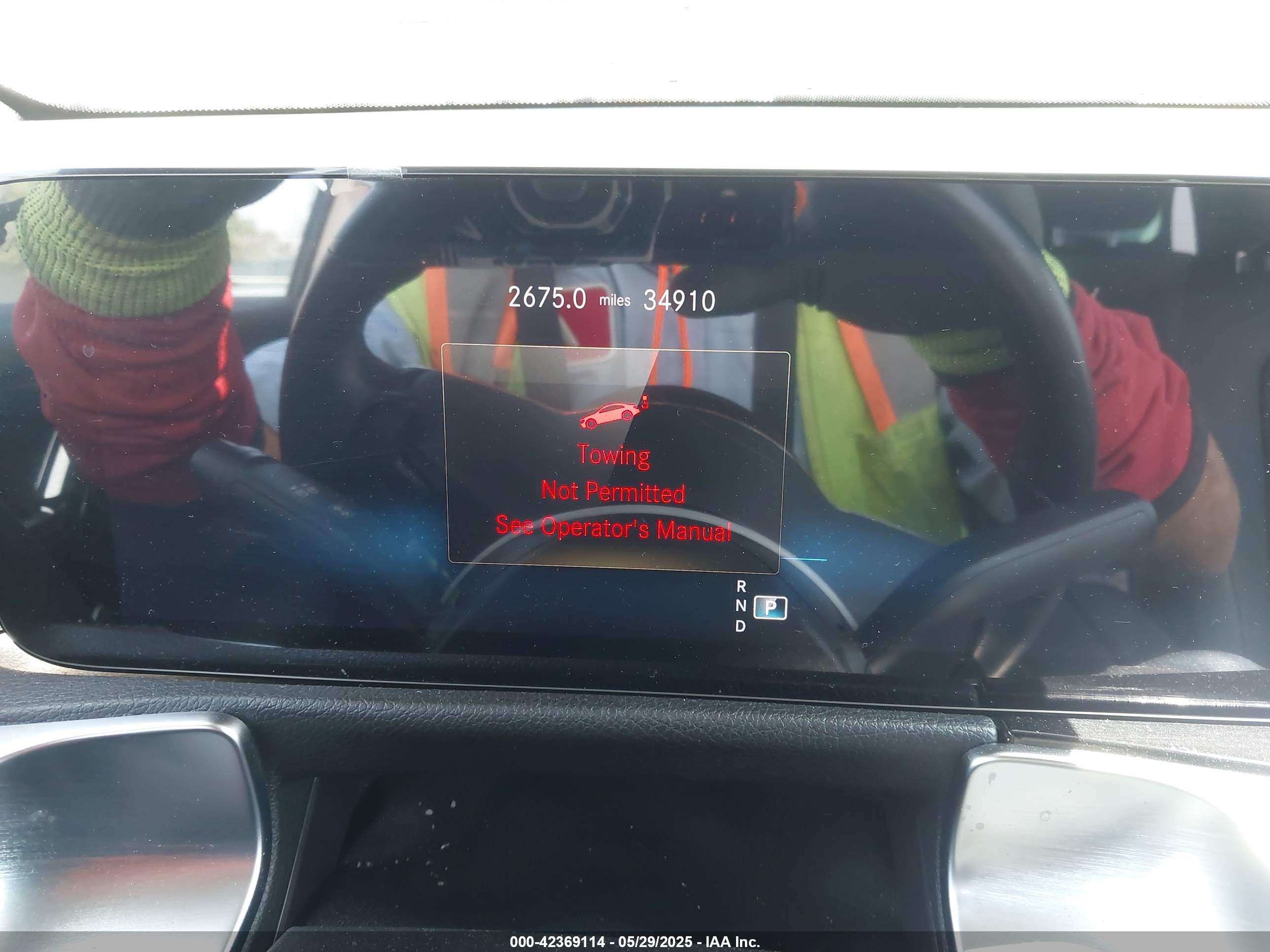 MERCEDES-BENZ EQB image 7