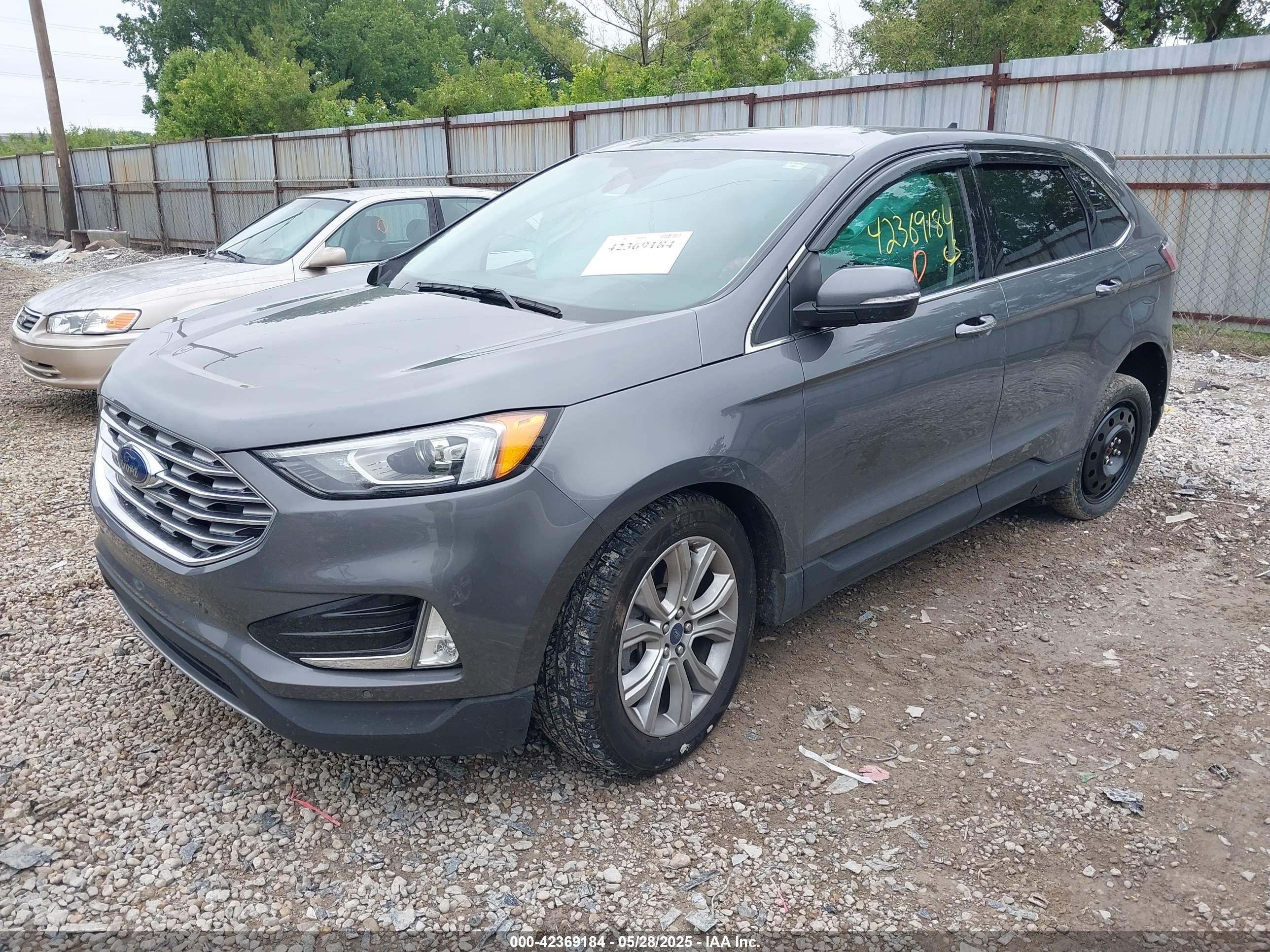 FORD EDGE image 2