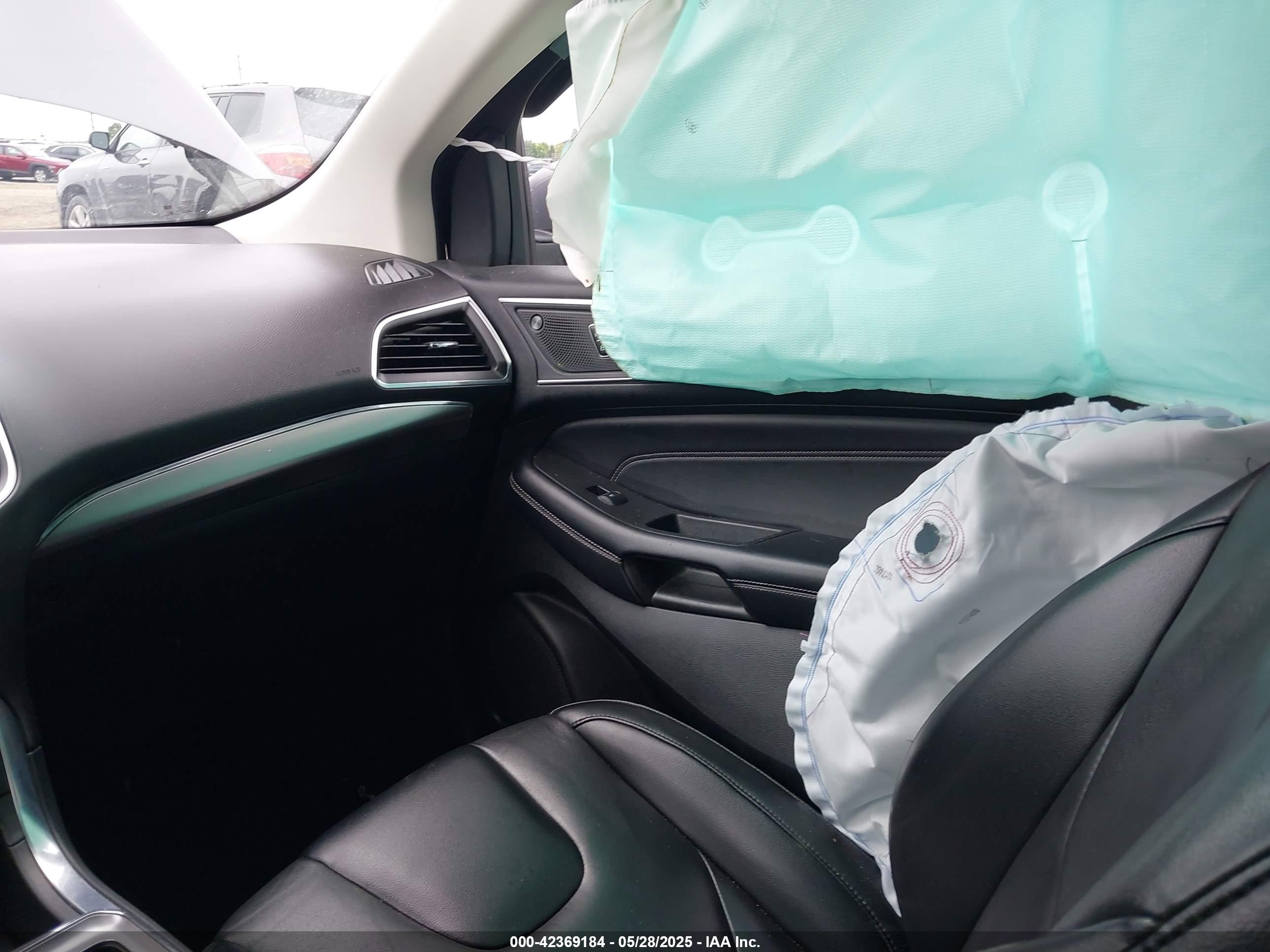 FORD EDGE image 5