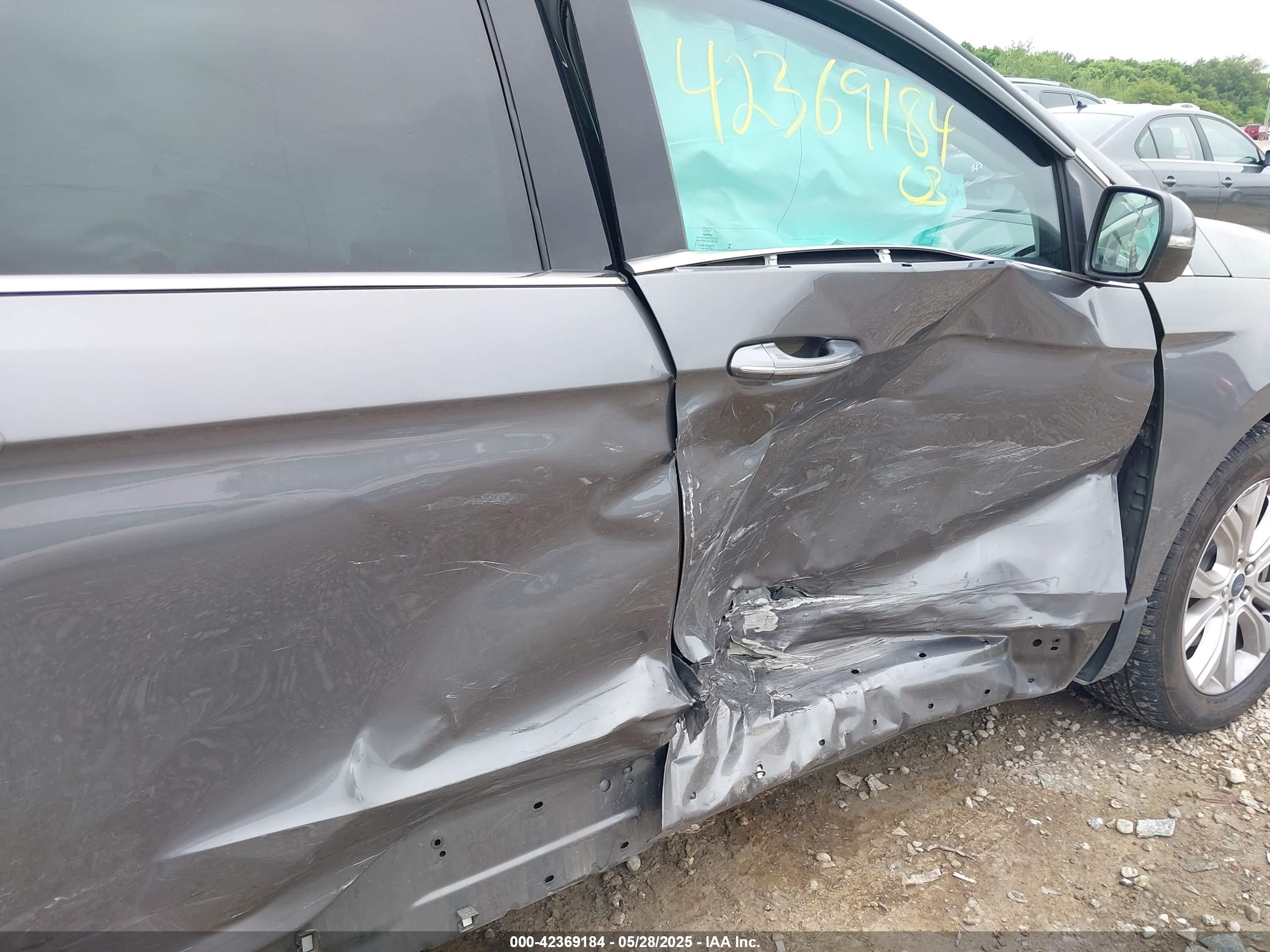 FORD EDGE image 6