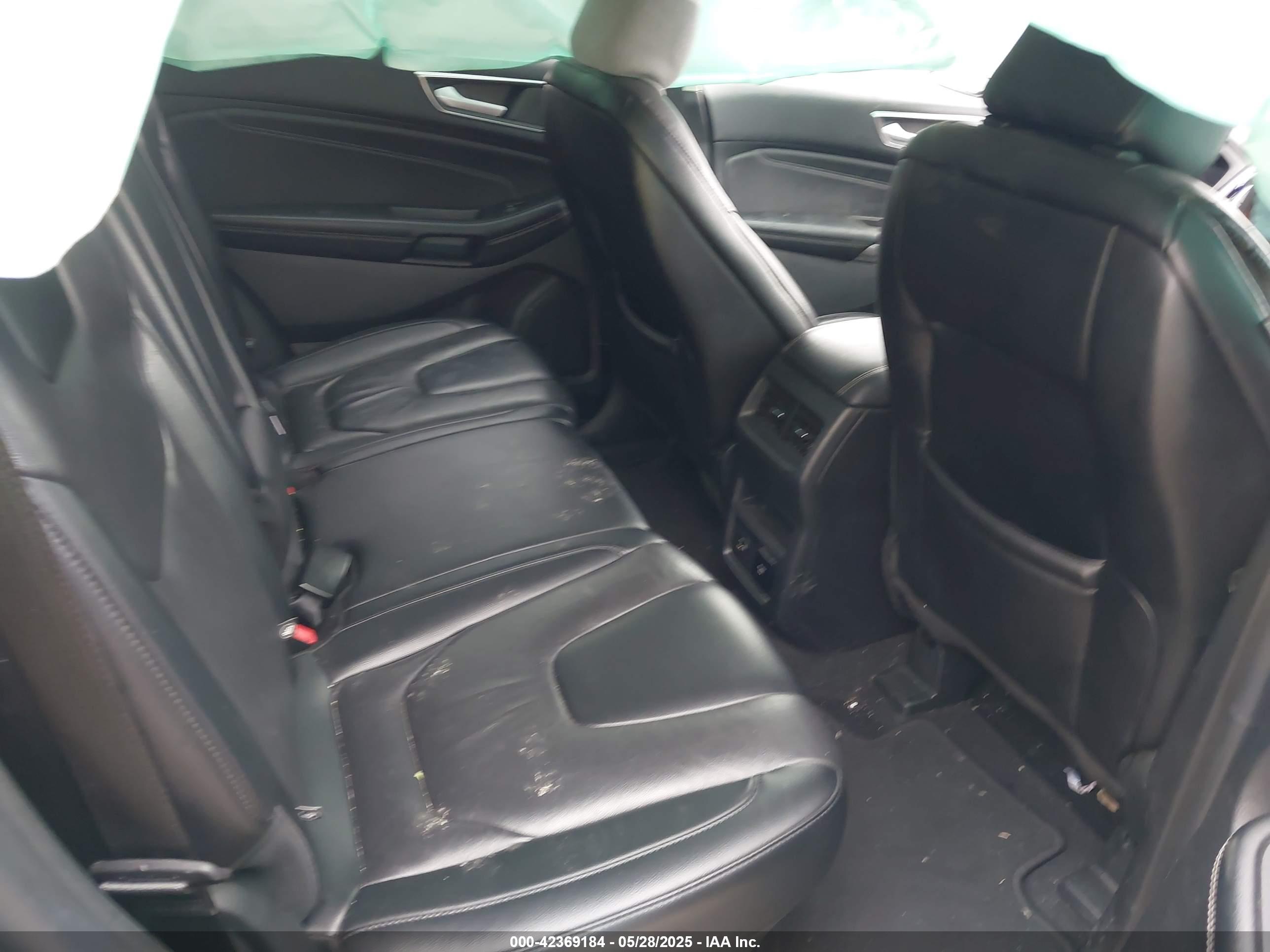 FORD EDGE image 8