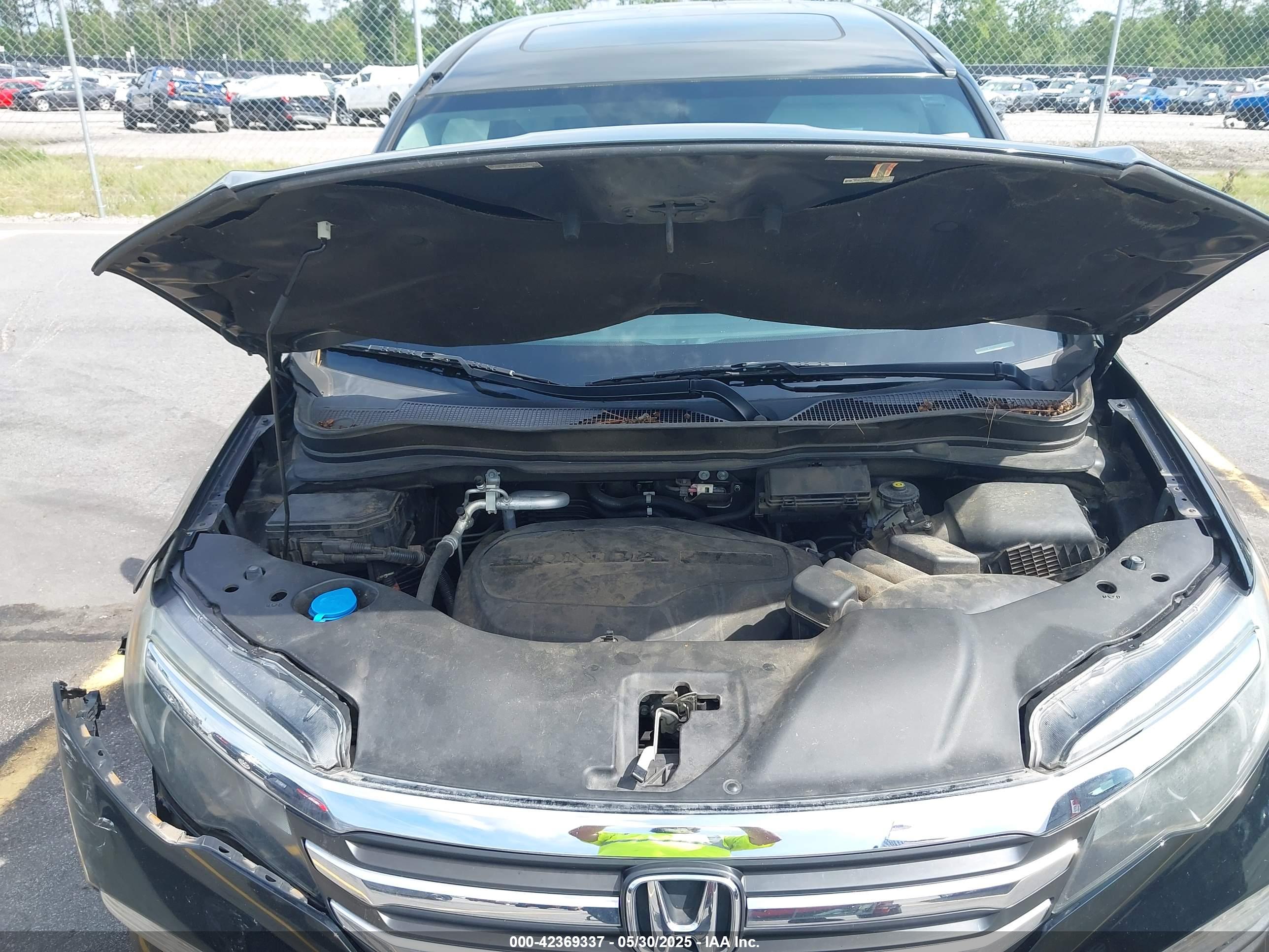 HONDA PILOT image 10