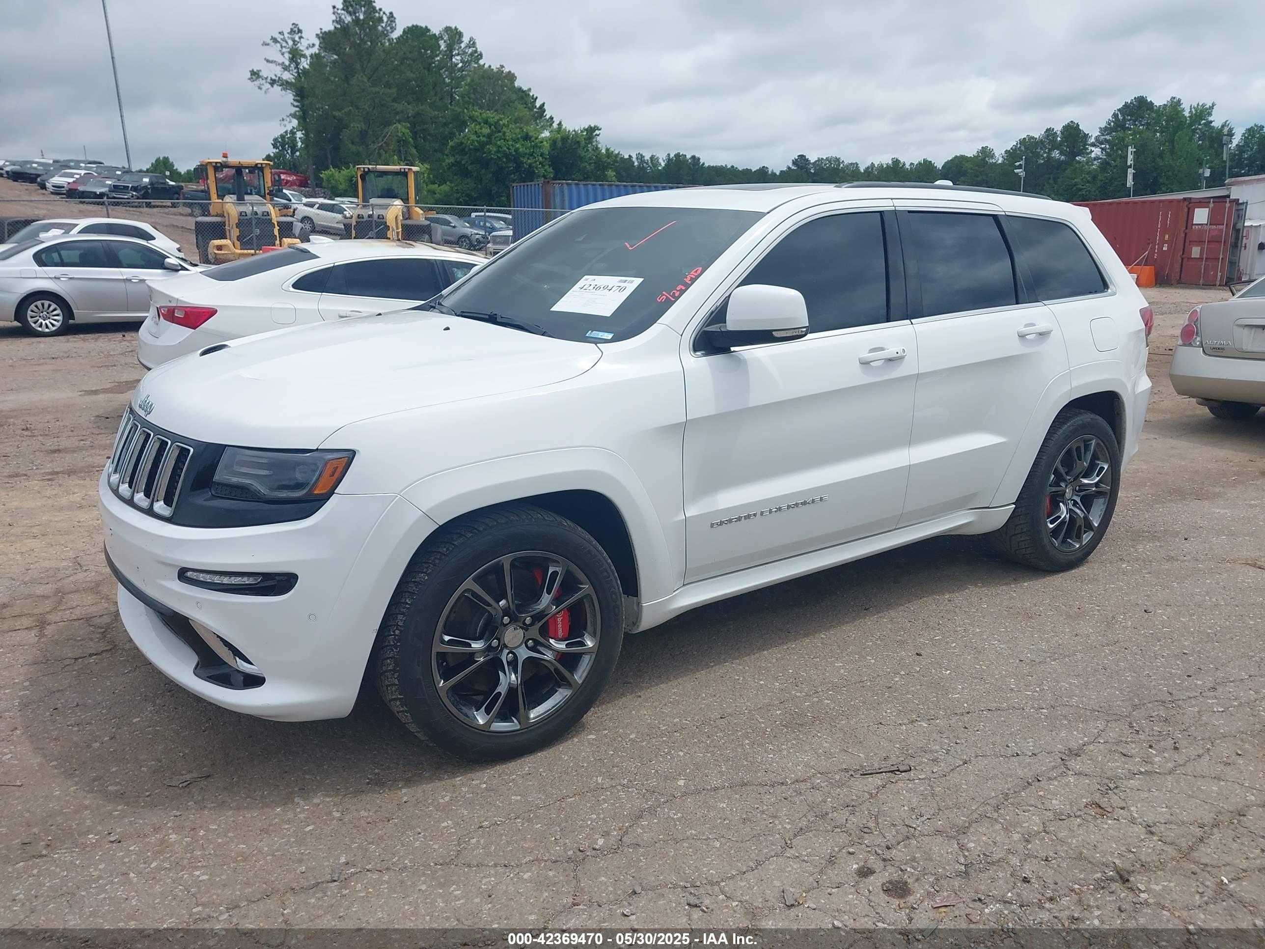 JEEP GRAND image 2