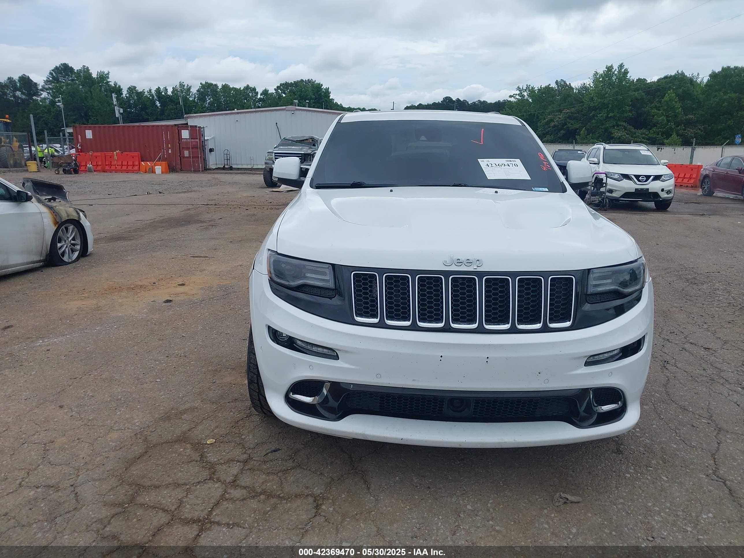 JEEP GRAND image 6