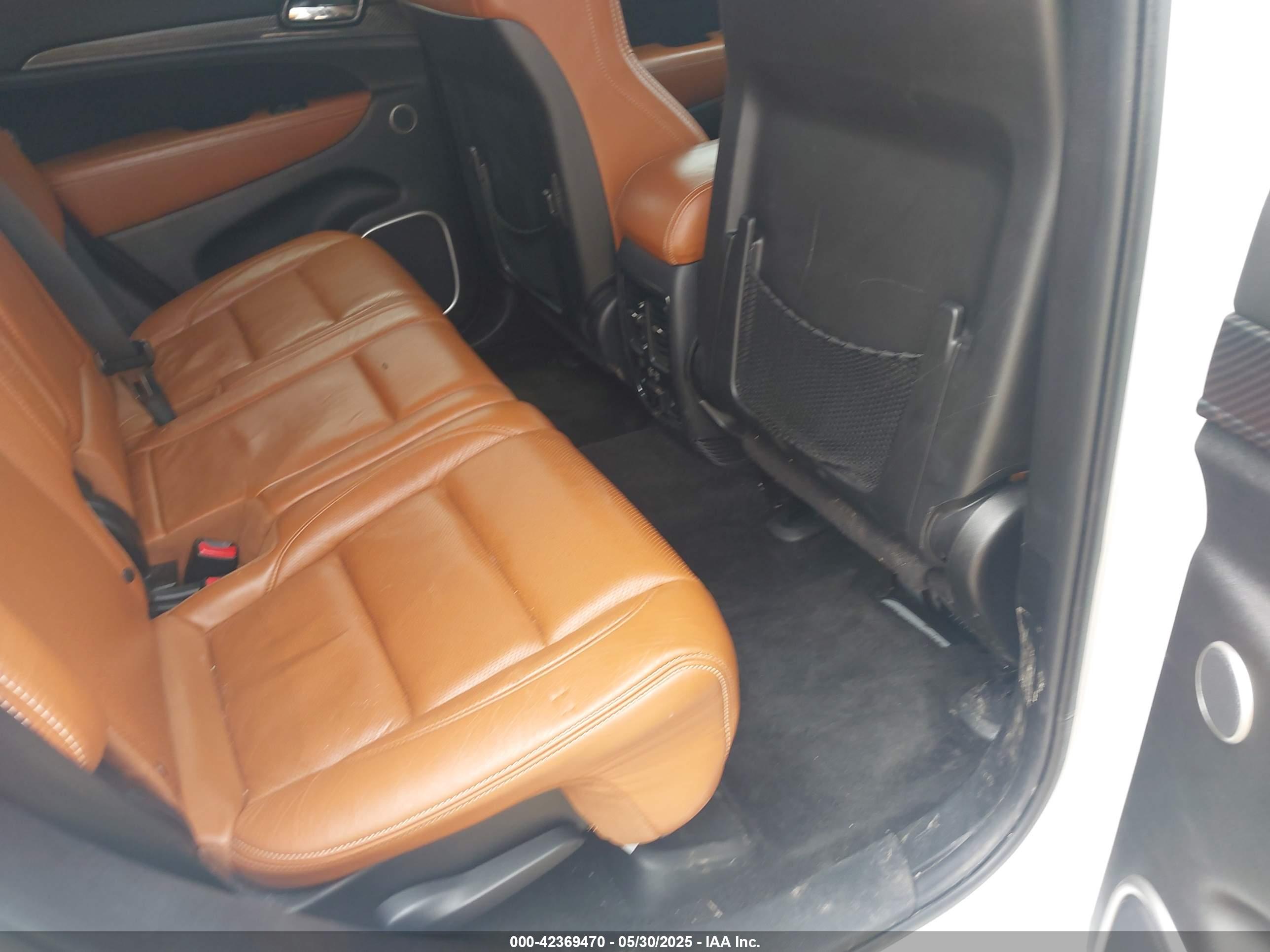 JEEP GRAND image 8