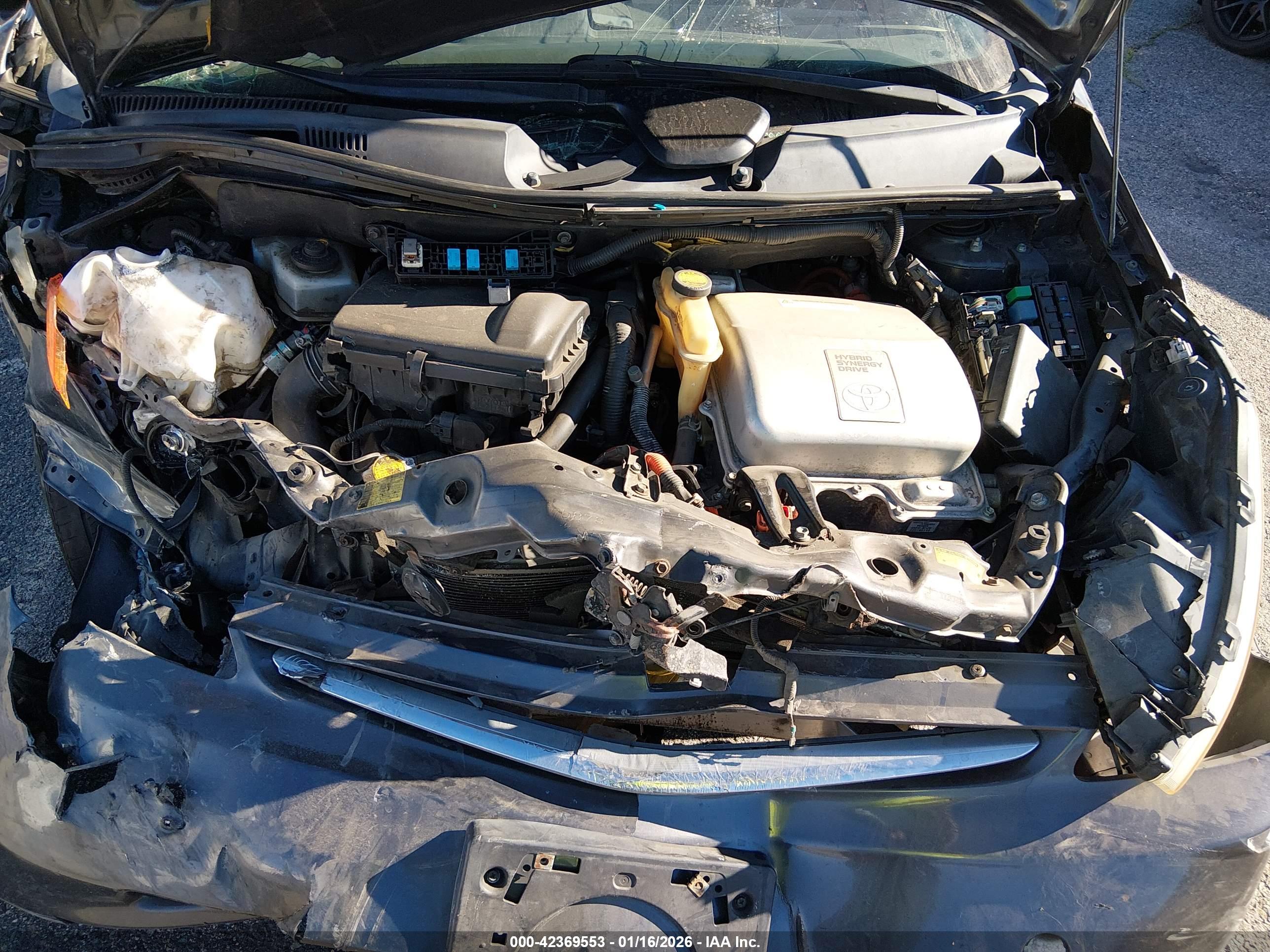 TOYOTA PRIUS image 10