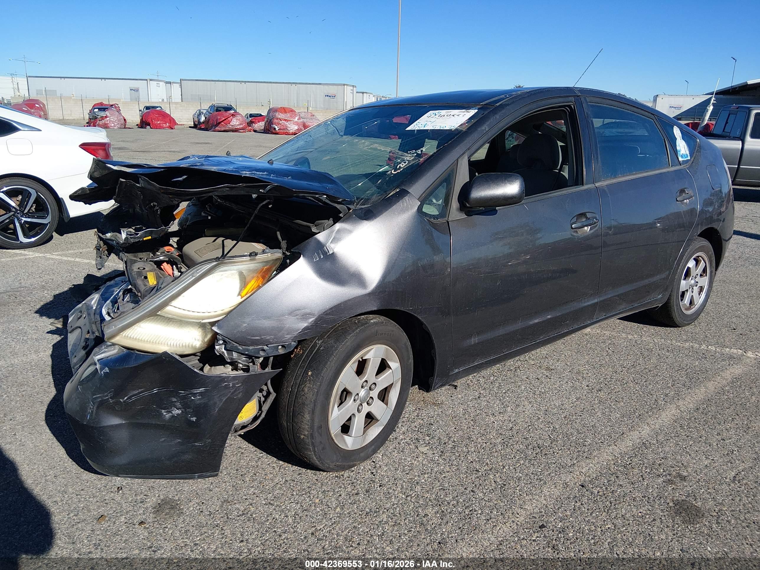 TOYOTA PRIUS image 2