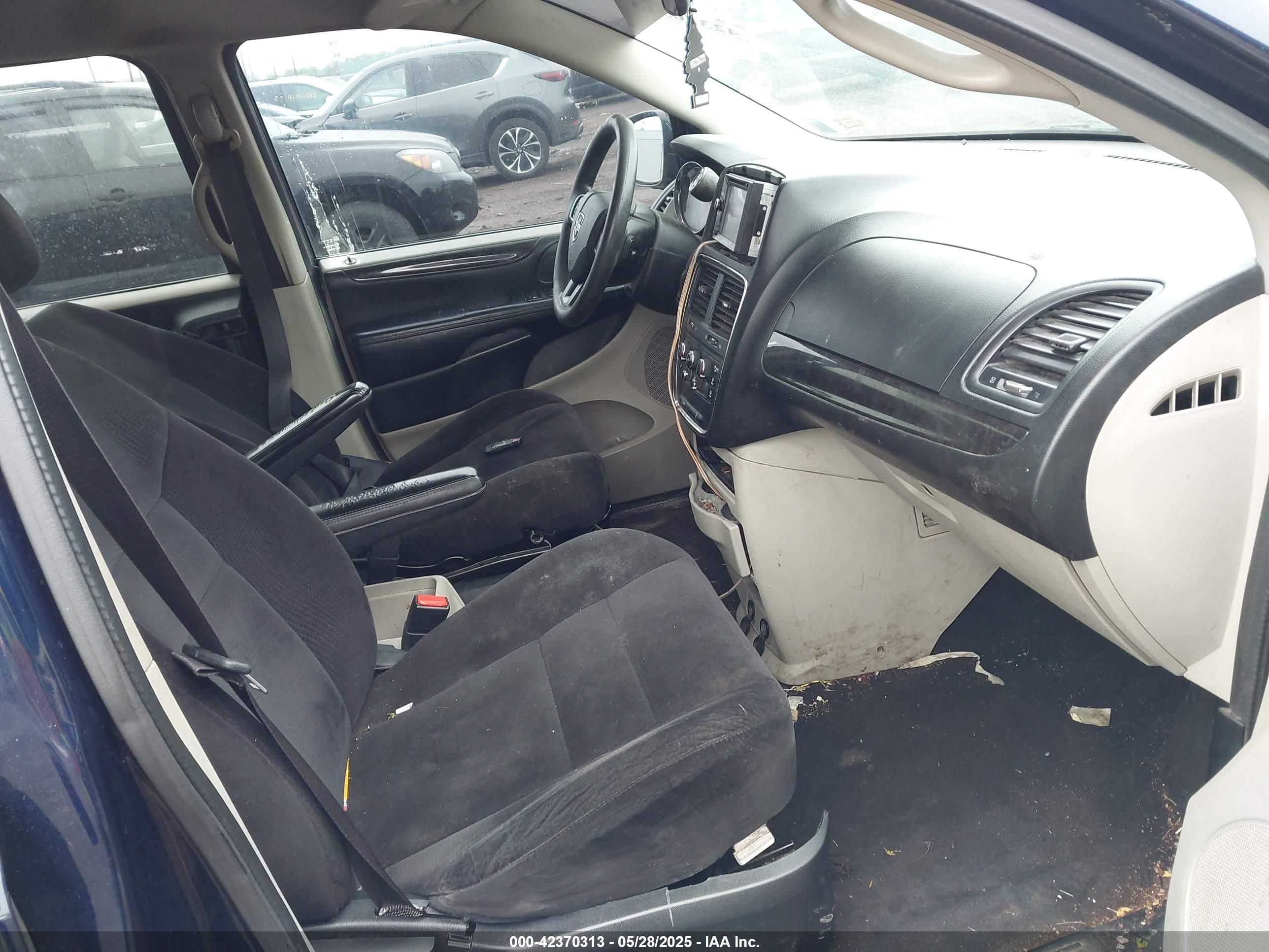 DODGE GRAND image 5