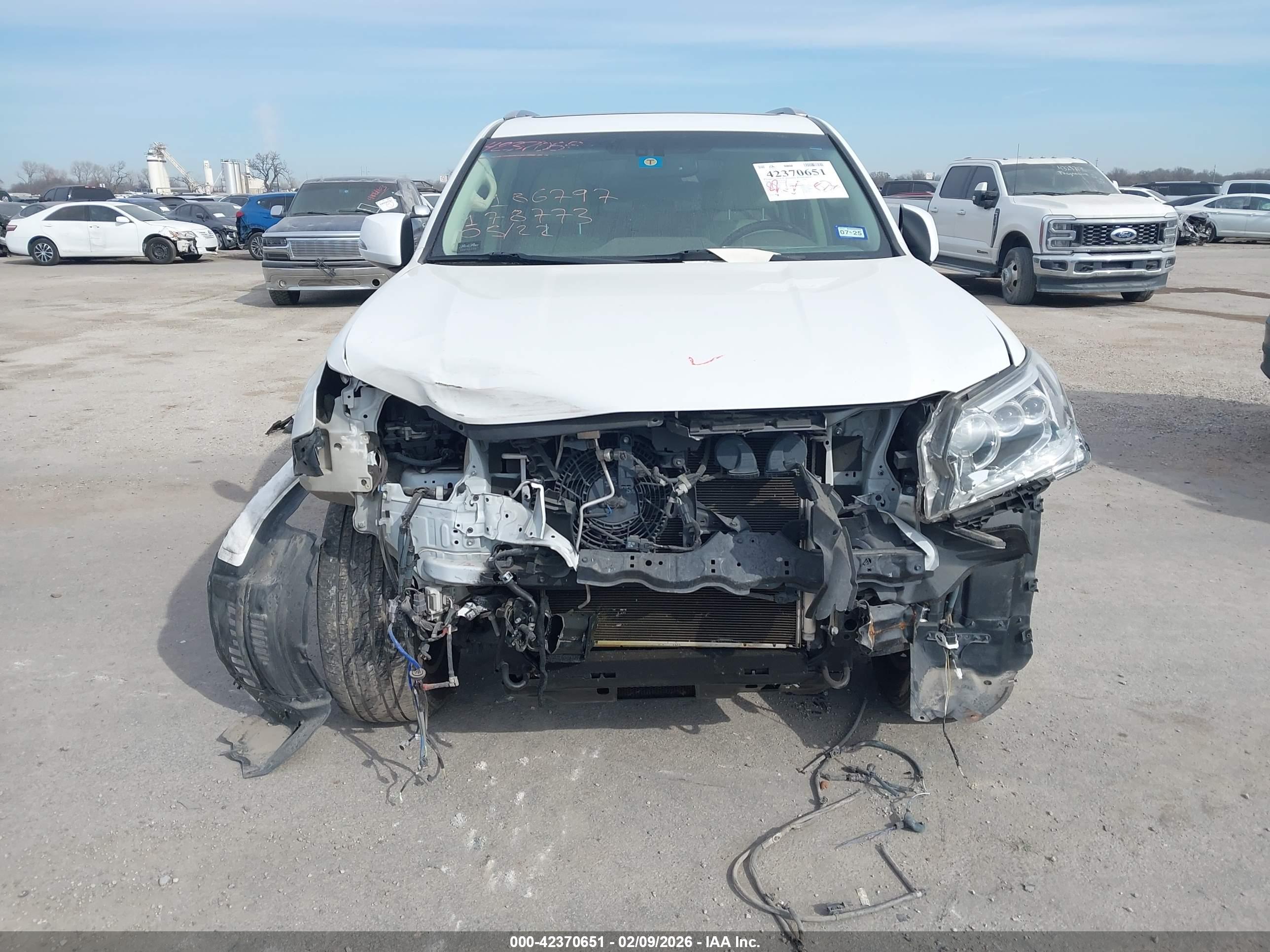 LEXUS GX image 6