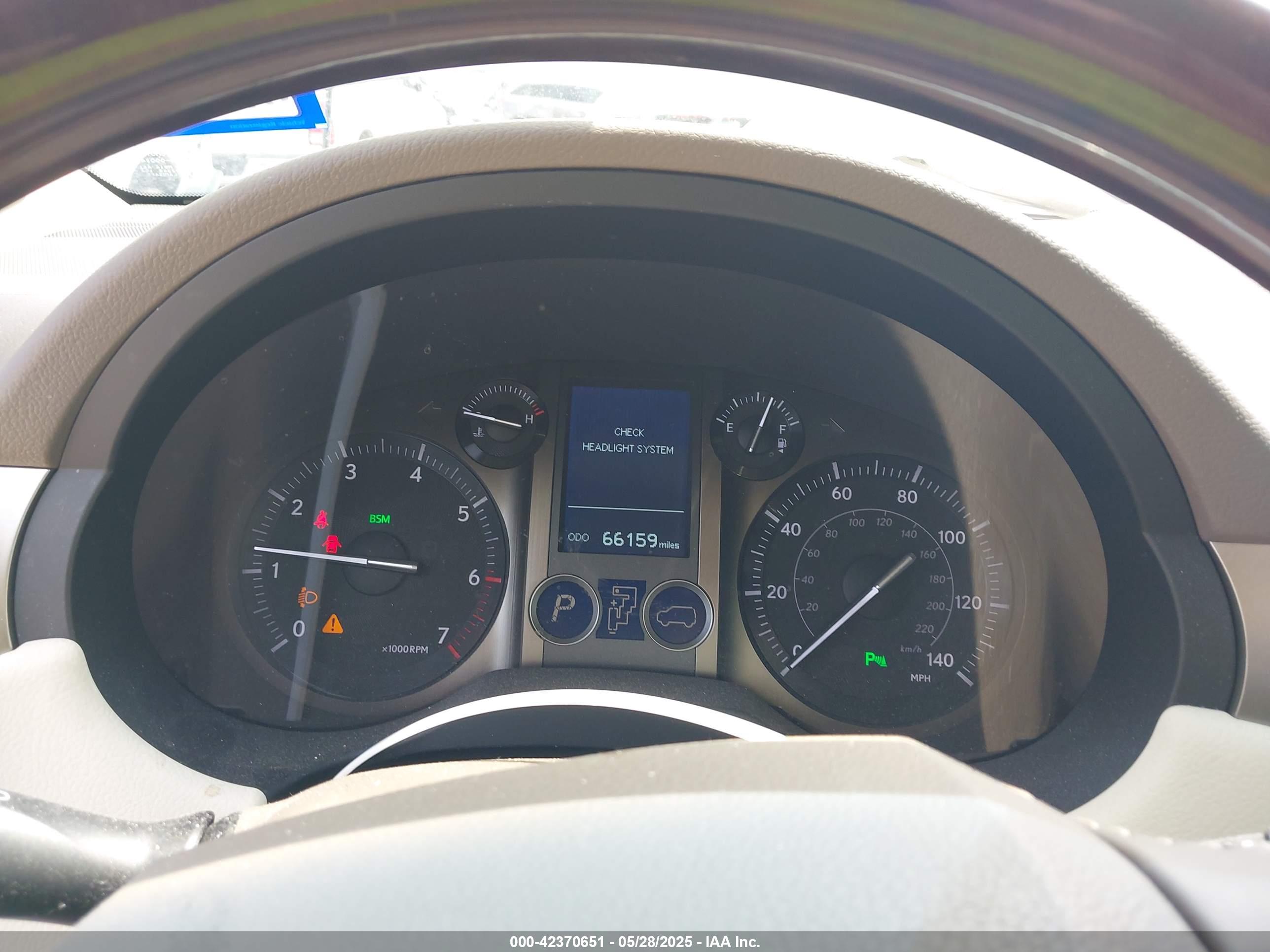 LEXUS GX image 7