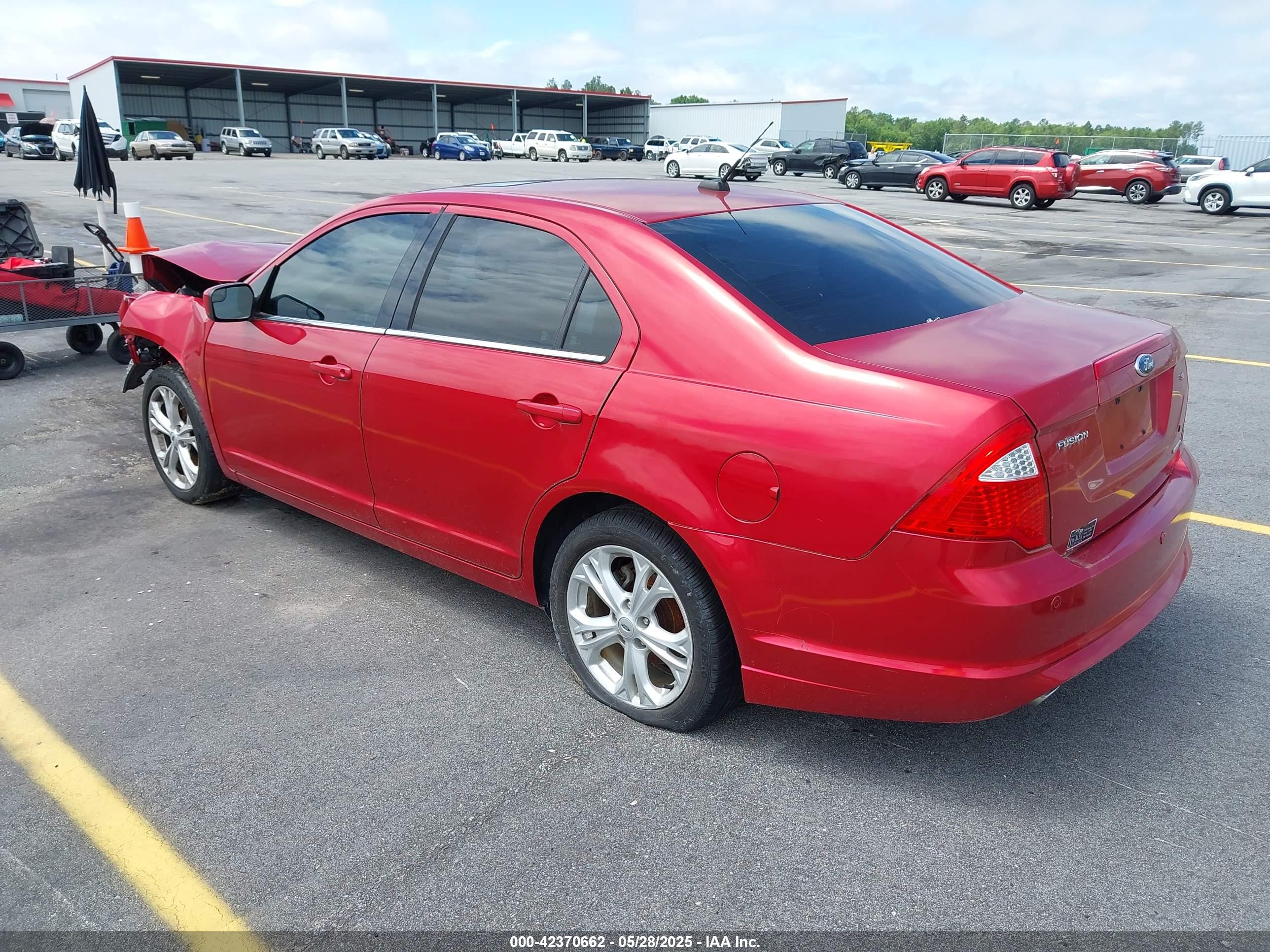 FORD FUSION image 3
