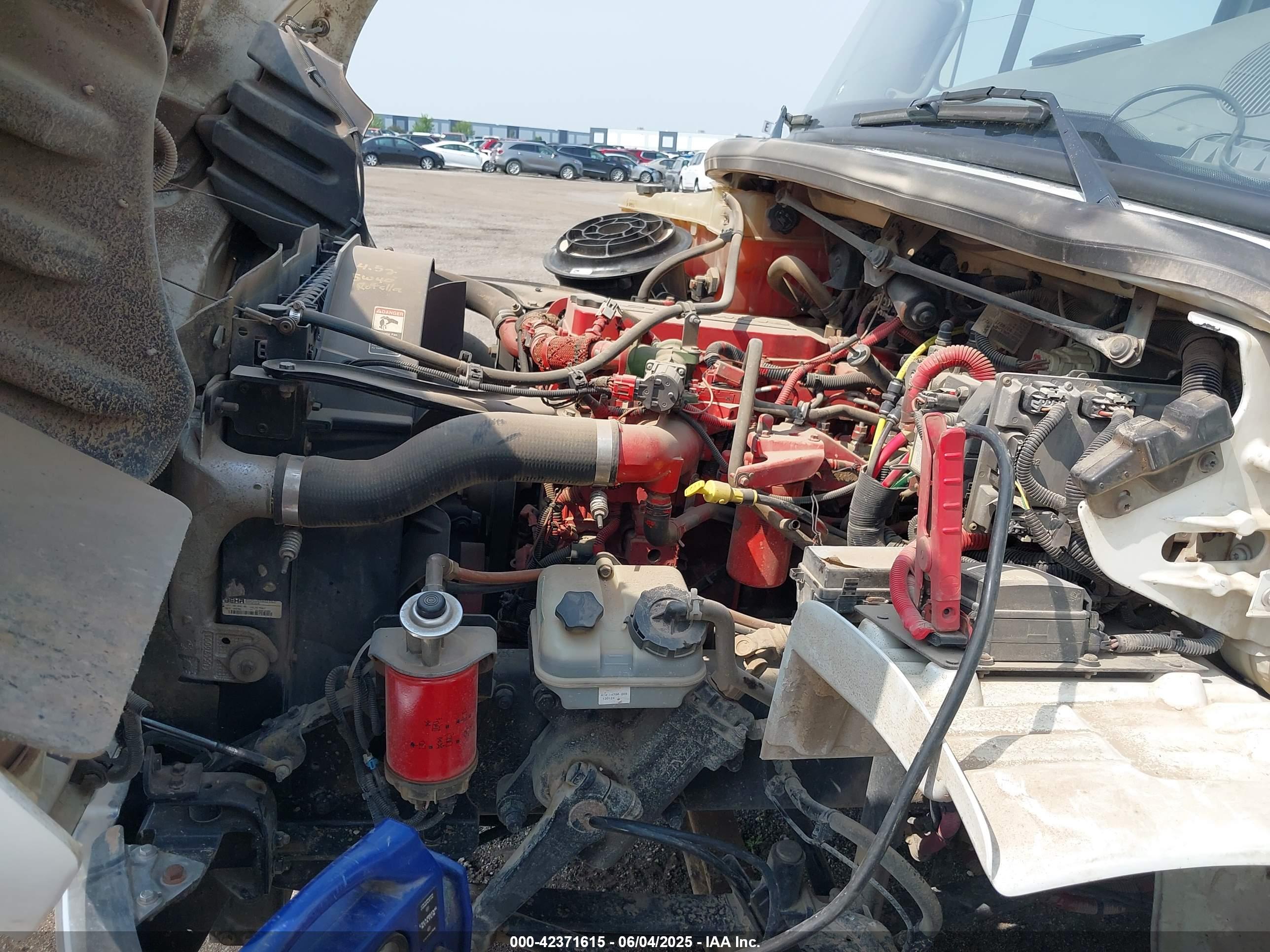 FREIGHTLINER M2 image 10