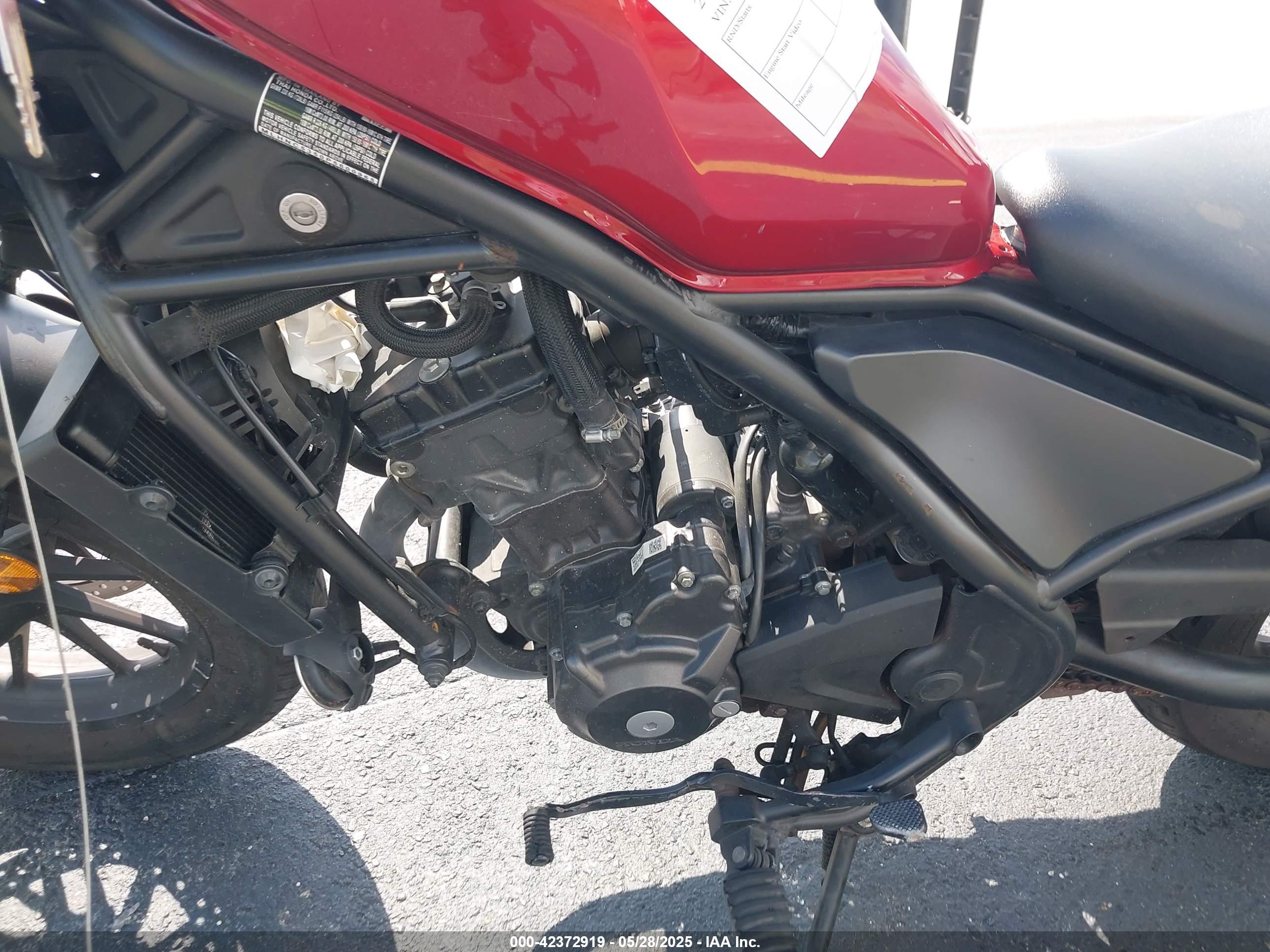HONDA CMX300 image 9