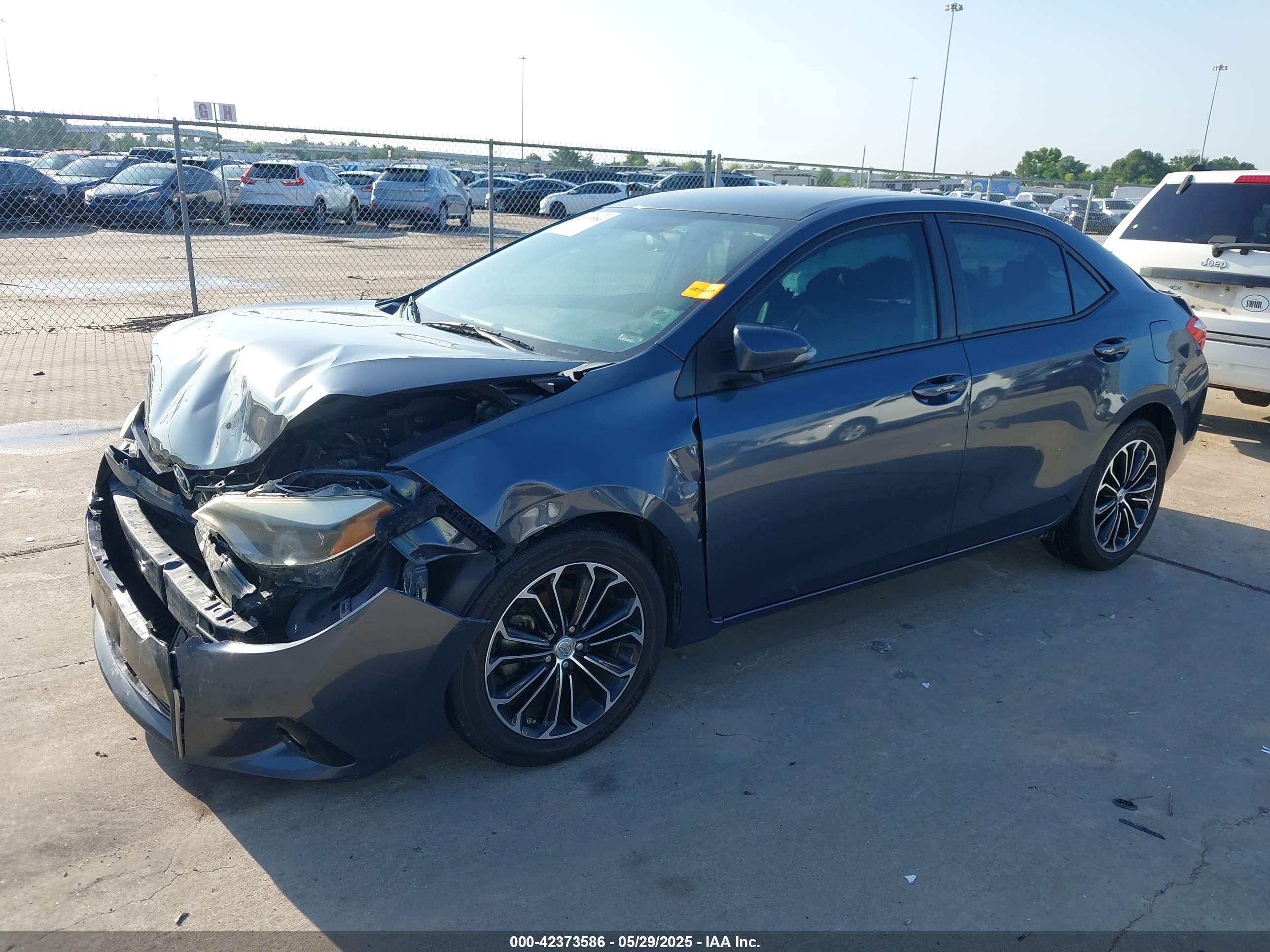 TOYOTA COROLLA image 2