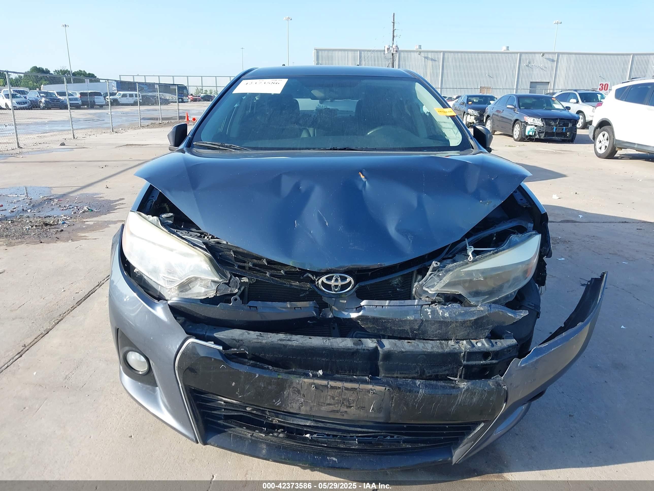 TOYOTA COROLLA image 6