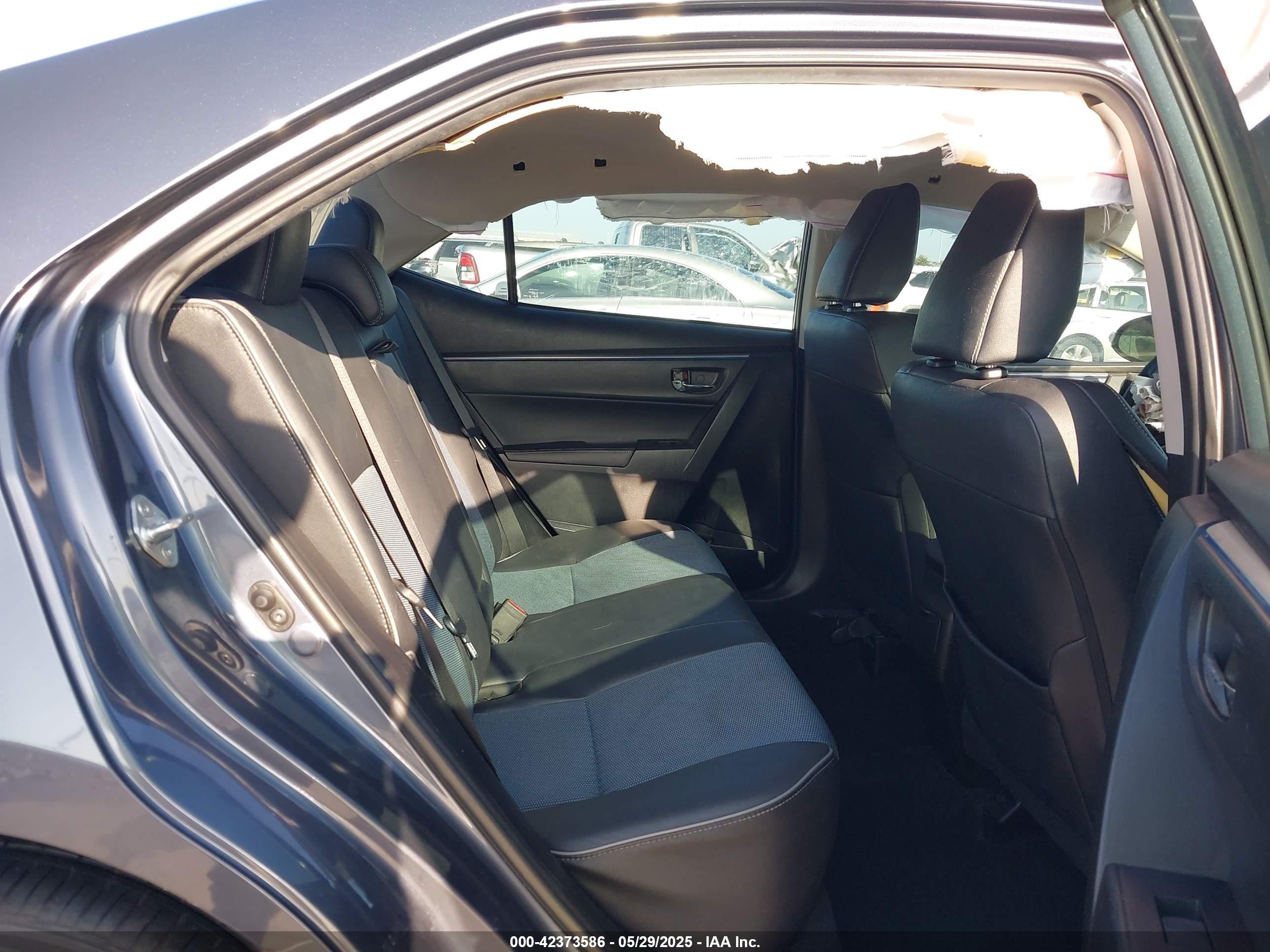 TOYOTA COROLLA image 8