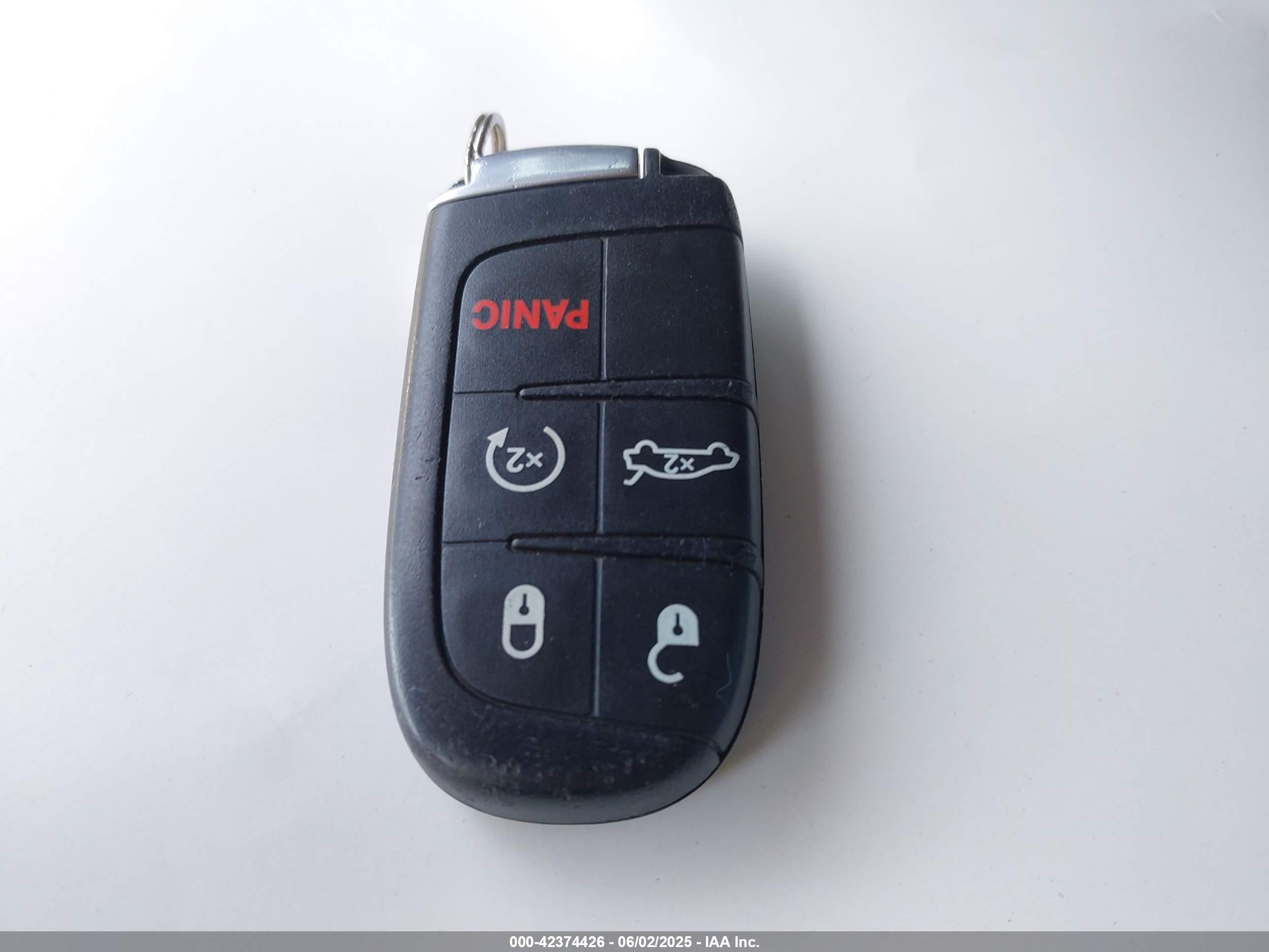 DODGE CHALLENGER image 11