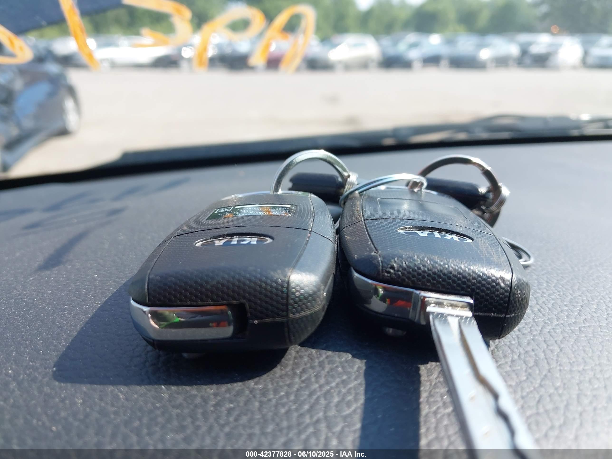 KIA OPTIMA image 11