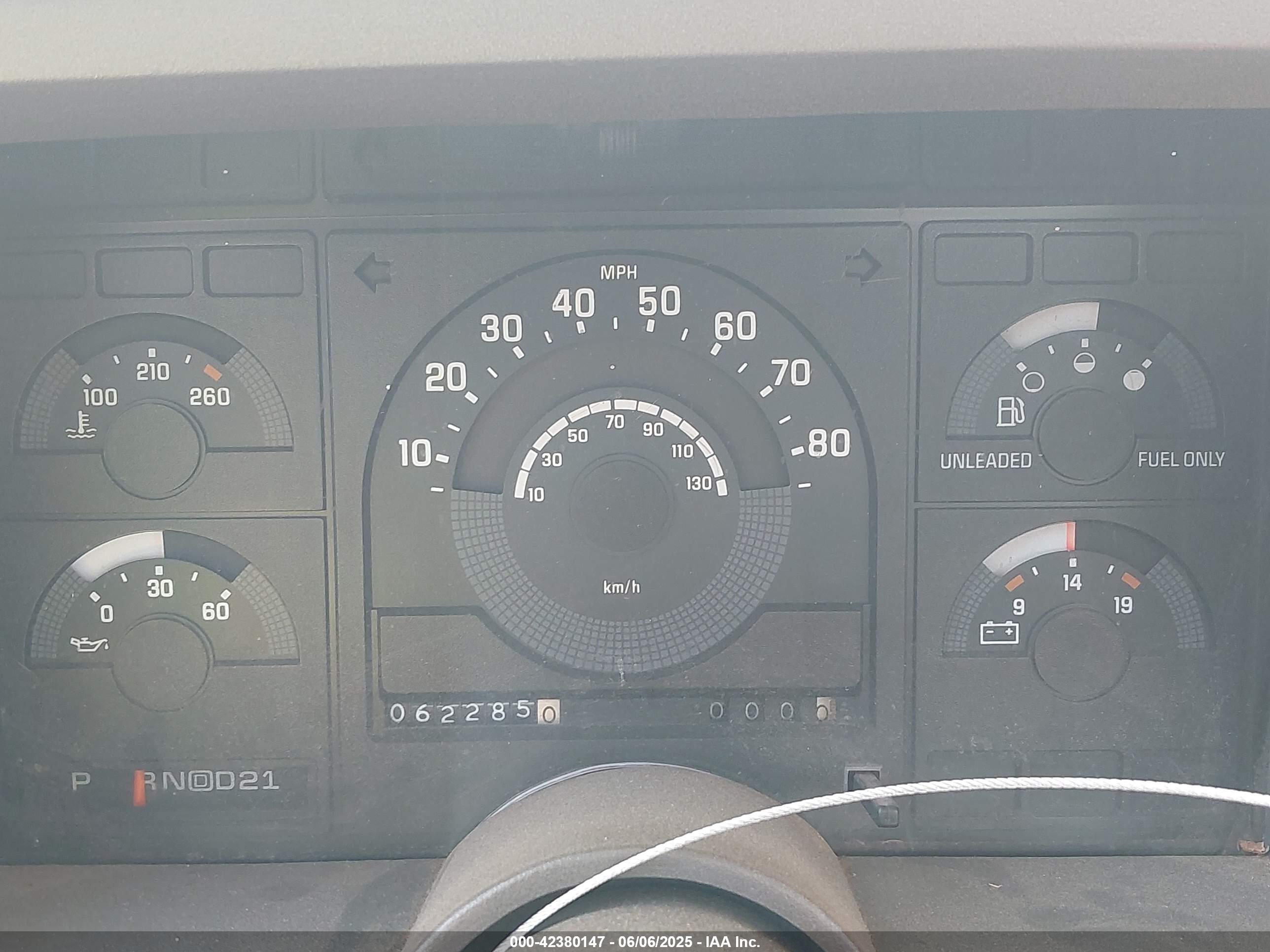 CHEVROLET GMT-400 image 7