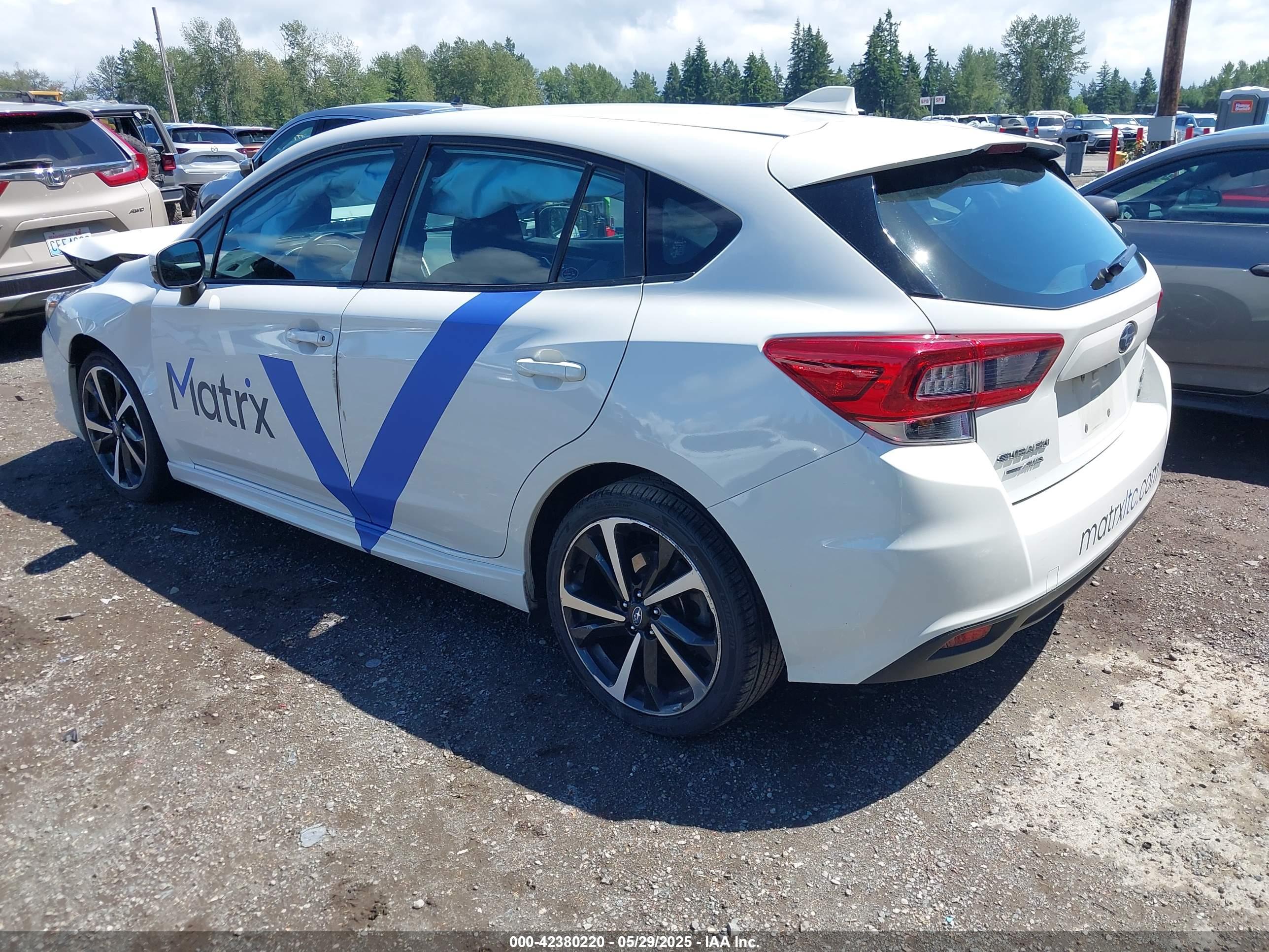 SUBARU IMPREZA image 3
