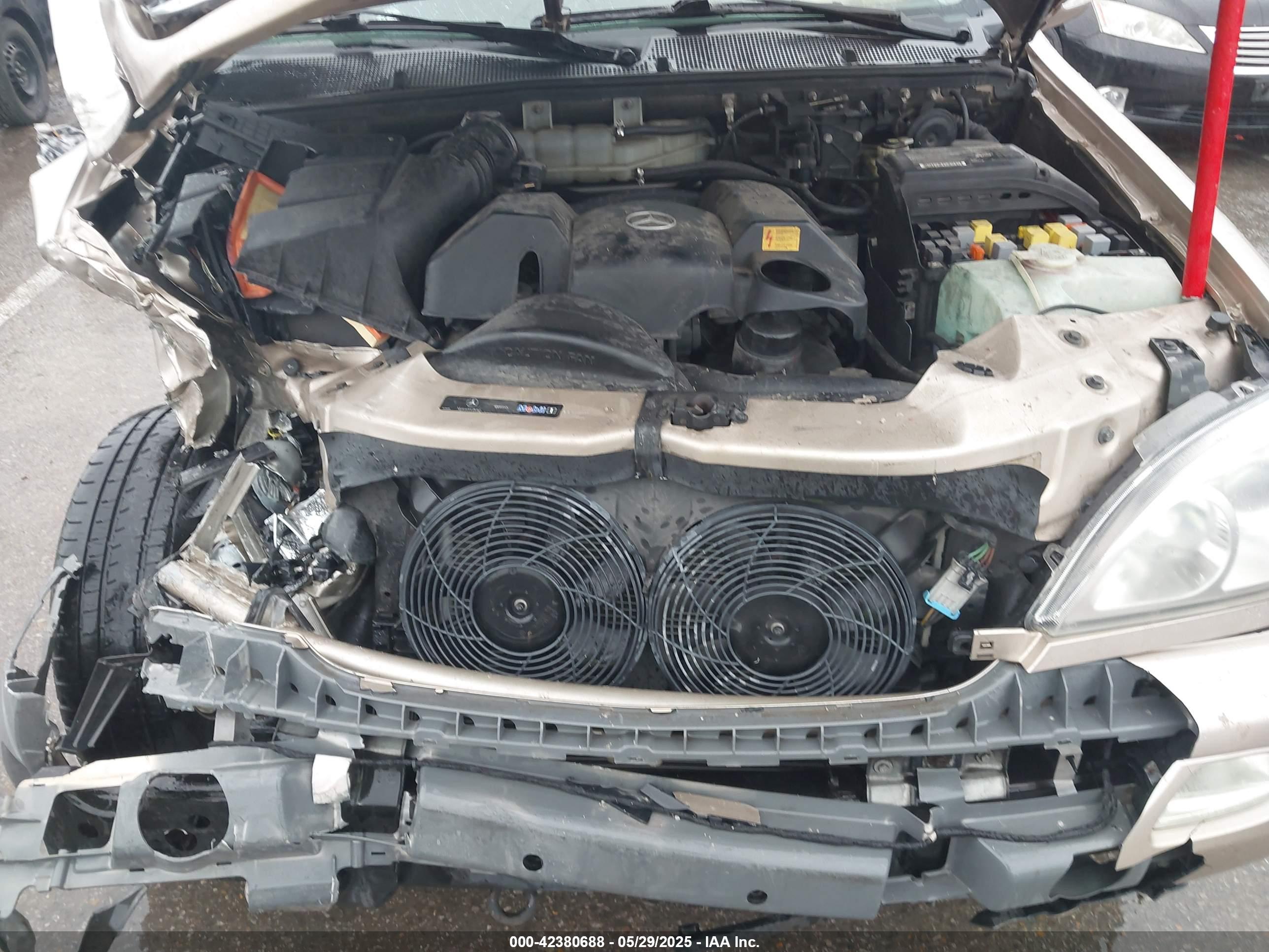 MERCEDES-BENZ ML image 10