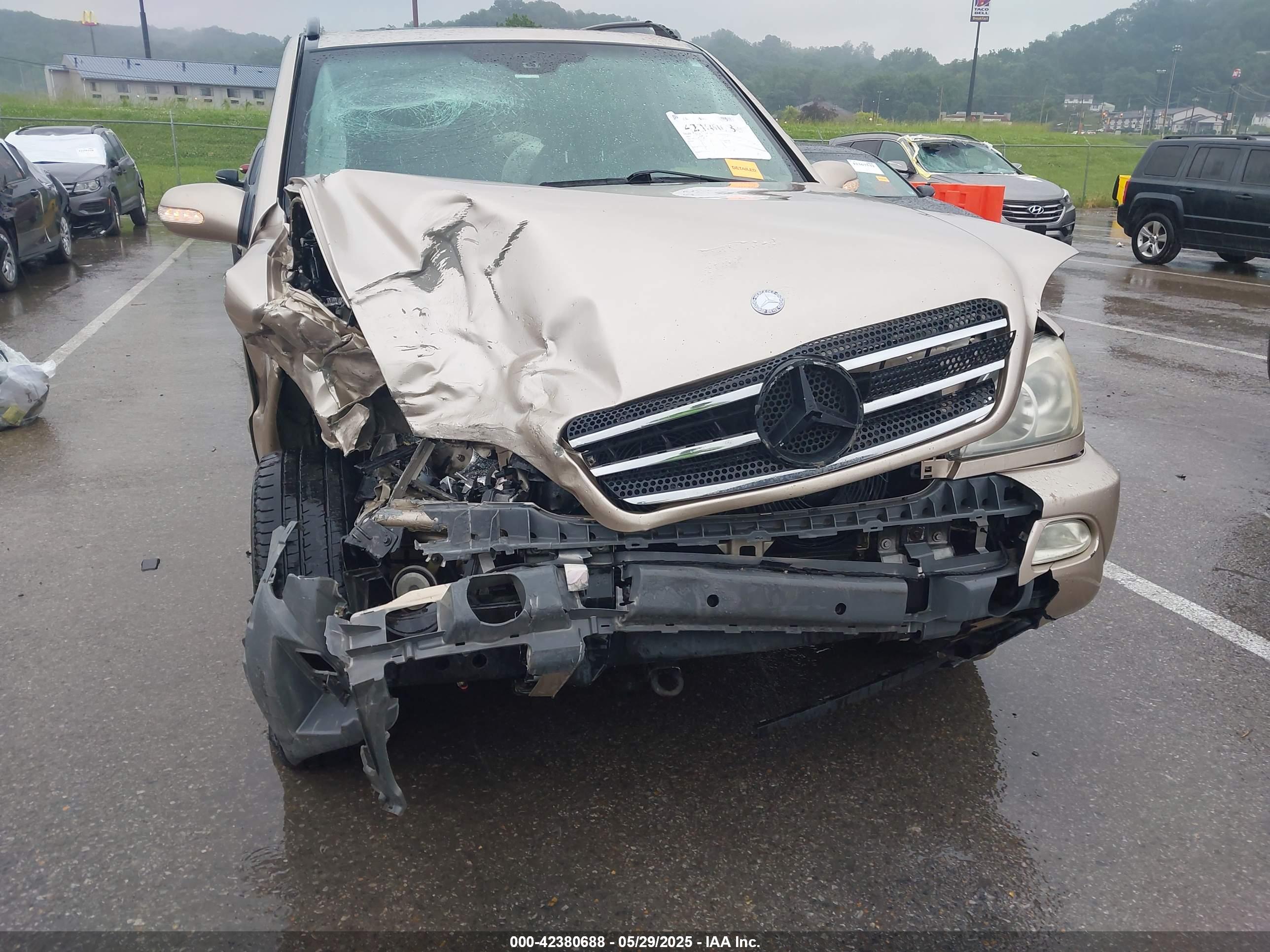 MERCEDES-BENZ ML image 6