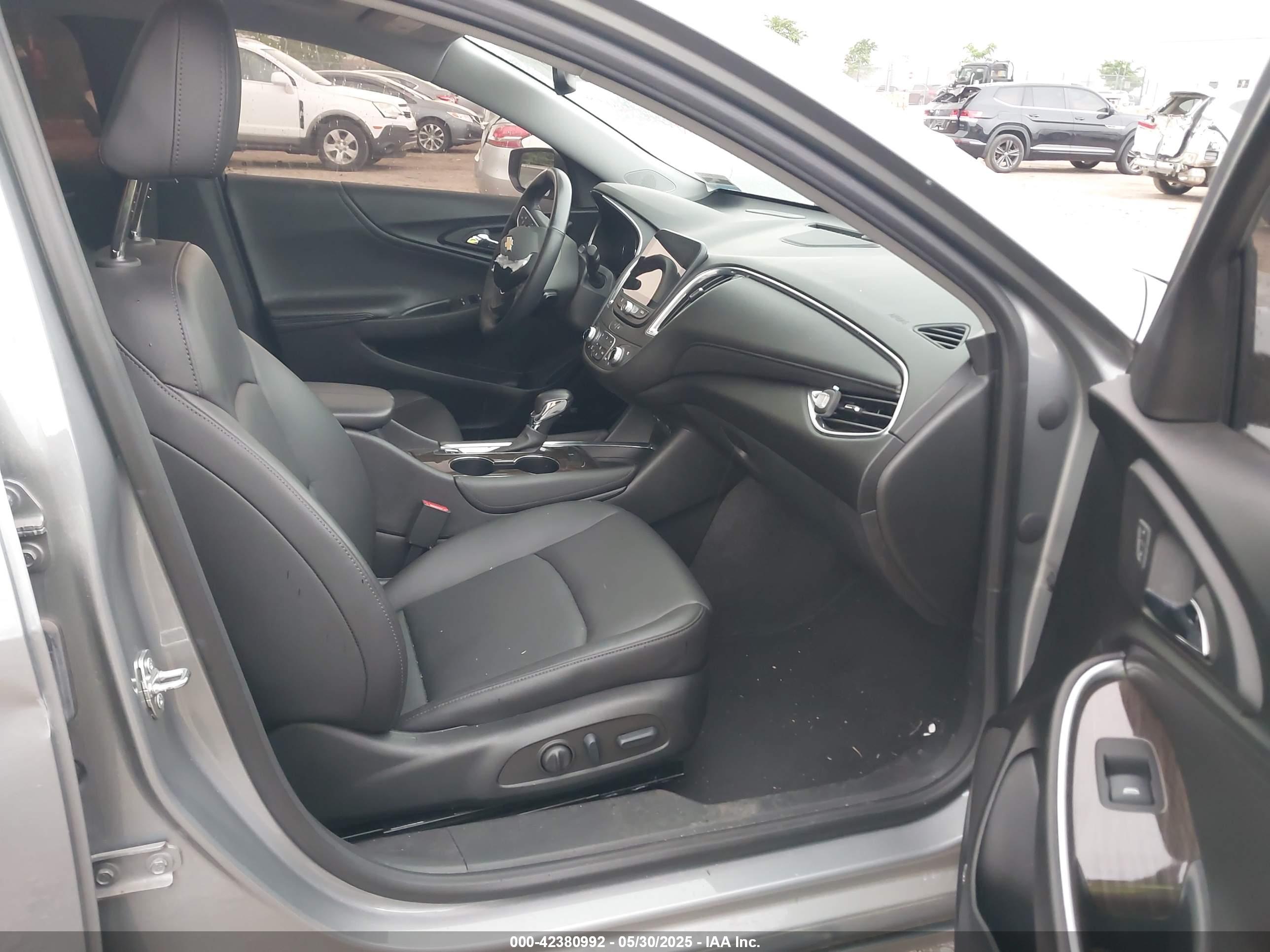 CHEVROLET MALIBU image 5
