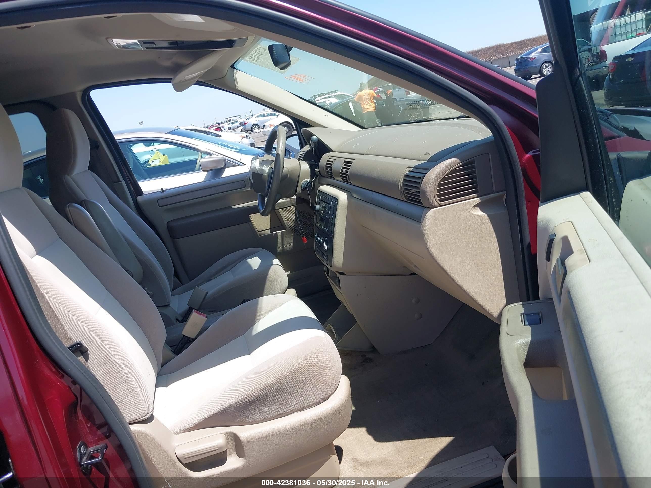 FORD FREESTAR image 5