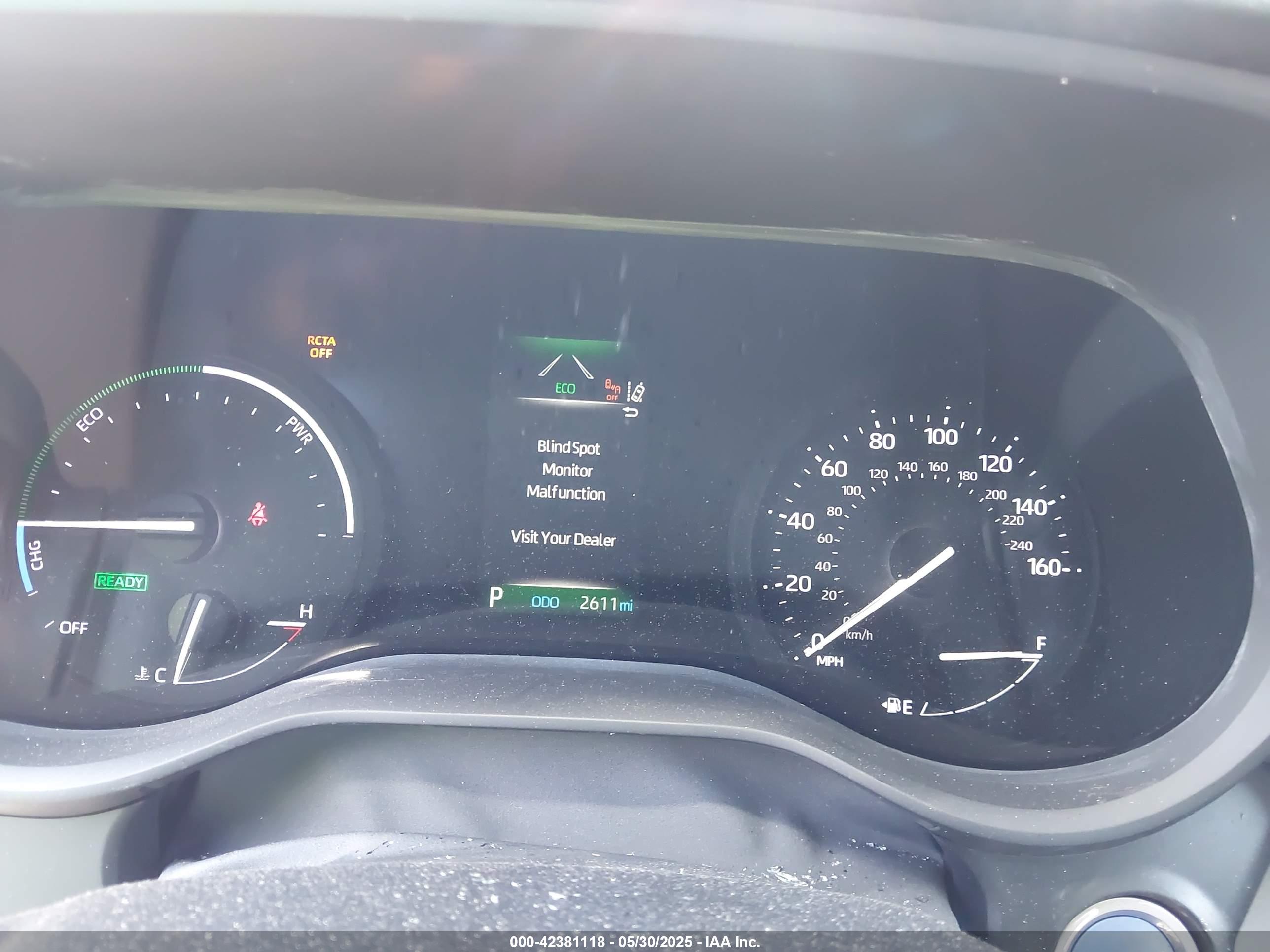 TOYOTA SIENNA image 7