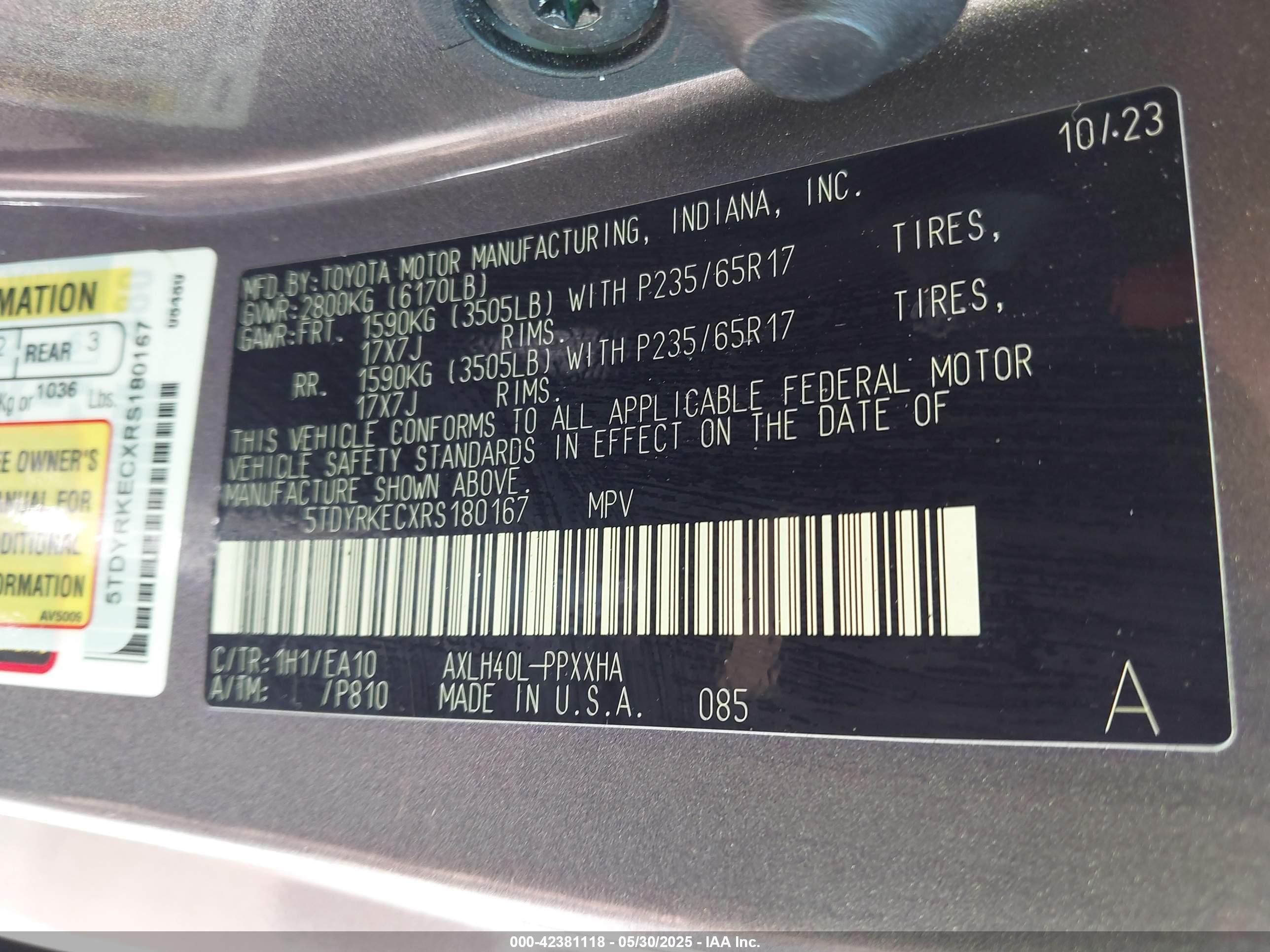 TOYOTA SIENNA image 9
