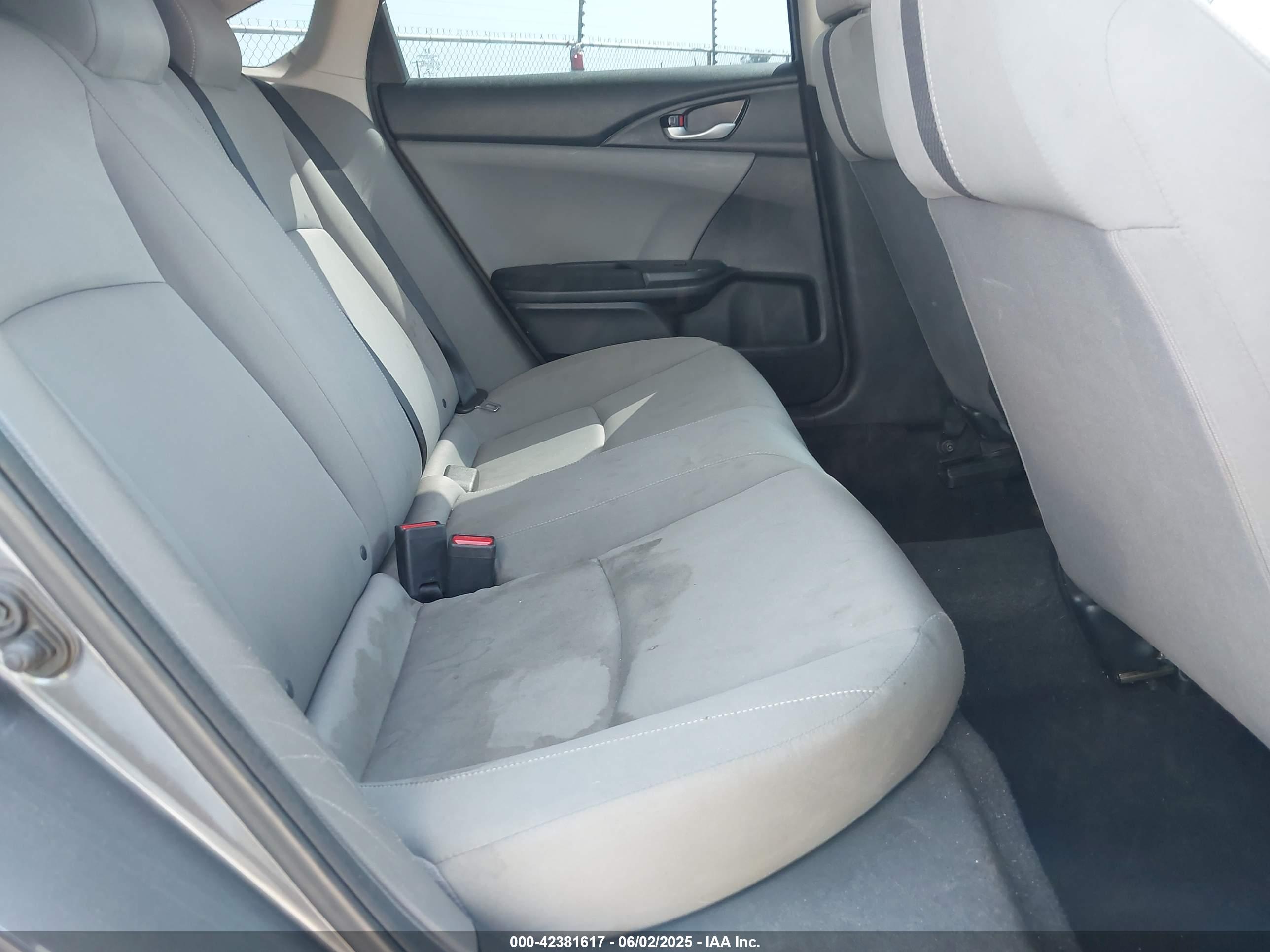HONDA CIVIC image 8
