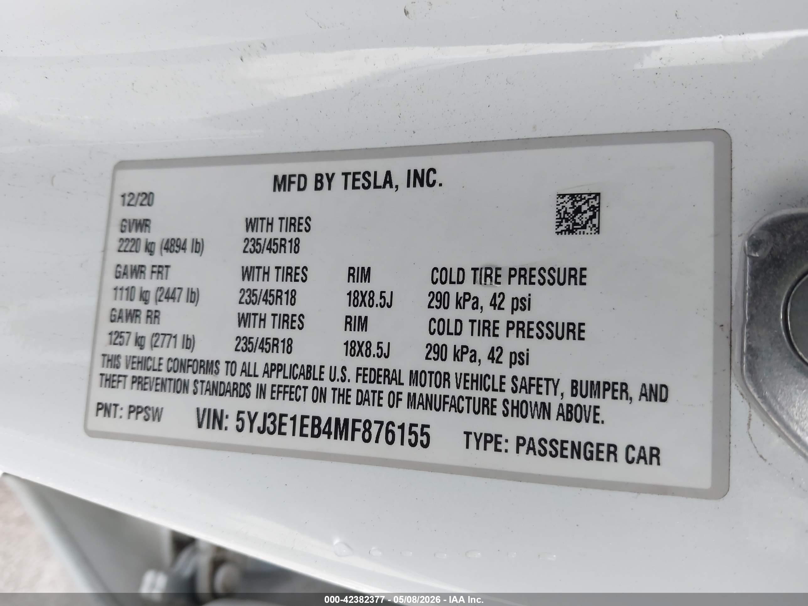 TESLA MODEL image 9