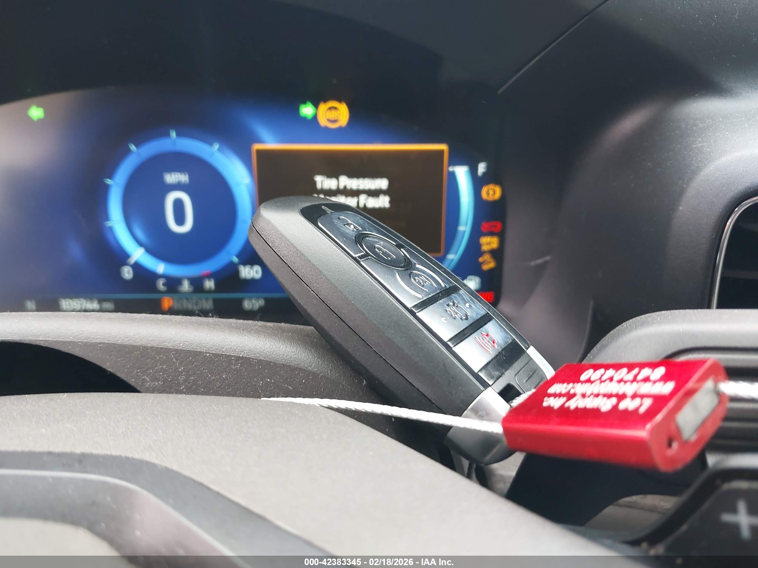 FORD EXPLORER image 11
