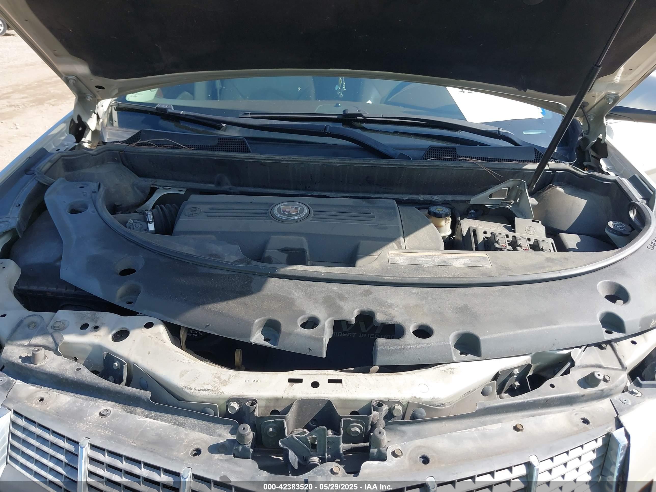 CADILLAC SRX image 10