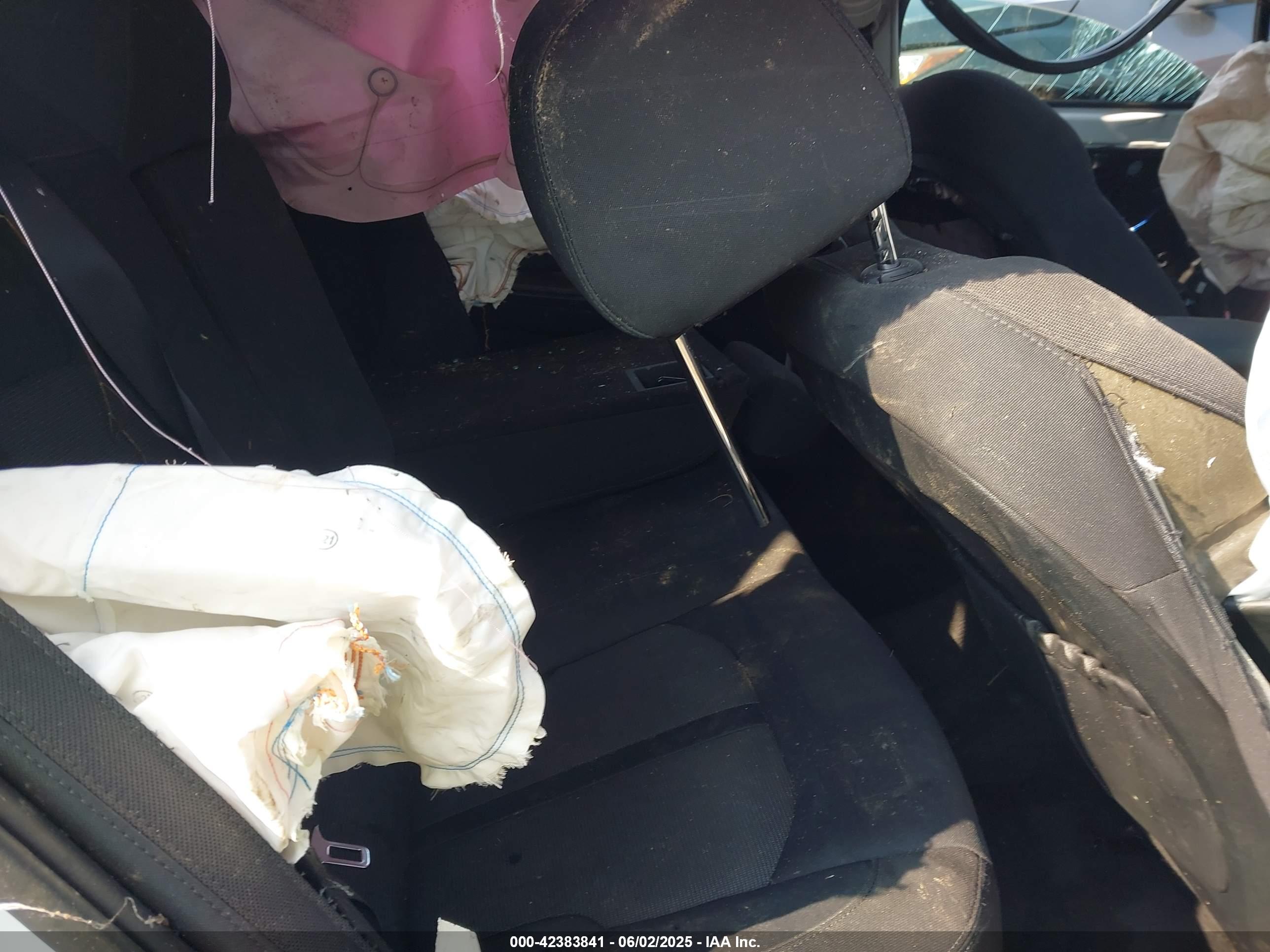 KIA K5 image 8