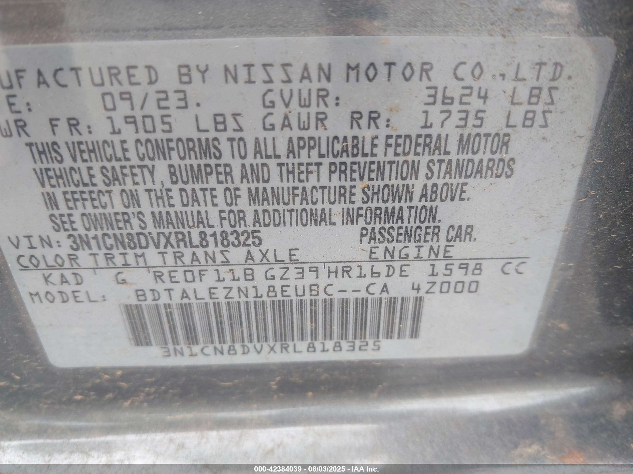 NISSAN VERSA image 9