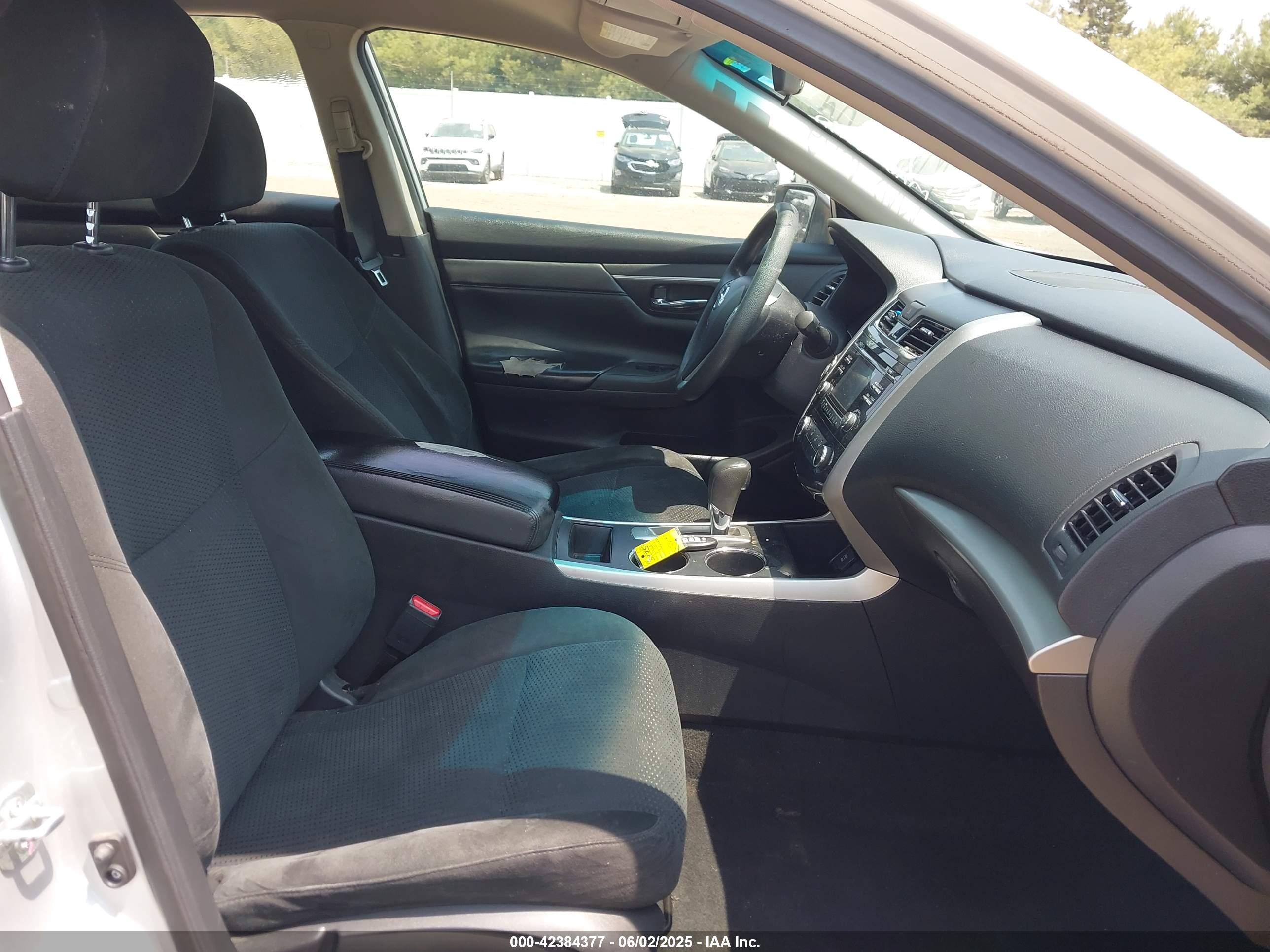 NISSAN ALTIMA image 5
